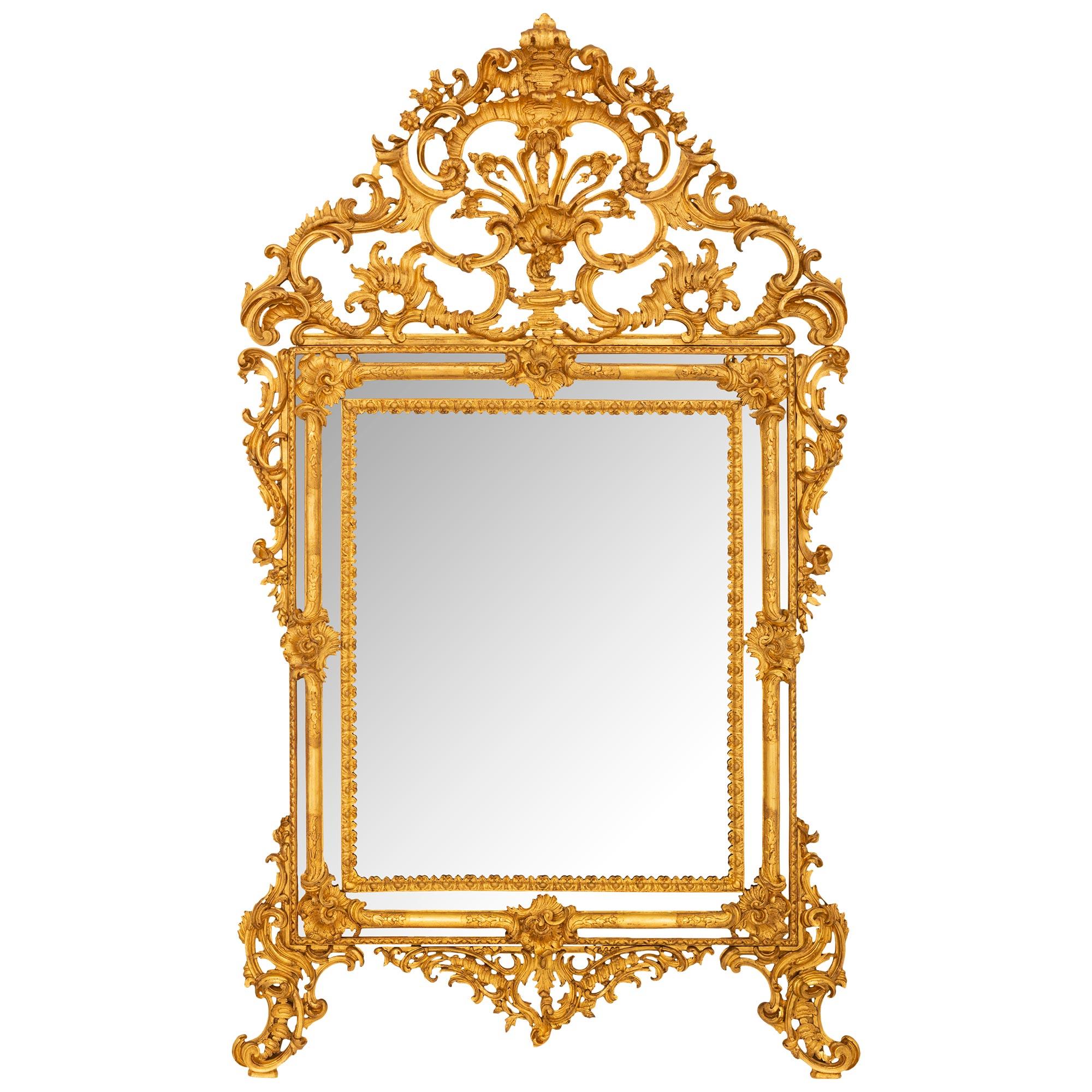 Italian Mid-19th Century Baroque St. Triple Framed Giltwood Mirror For Sale 6