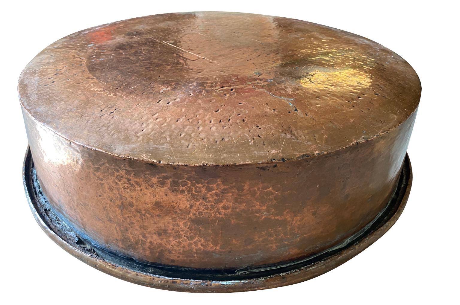 Italian Mid-19th Century Copper Pan For Sale 3