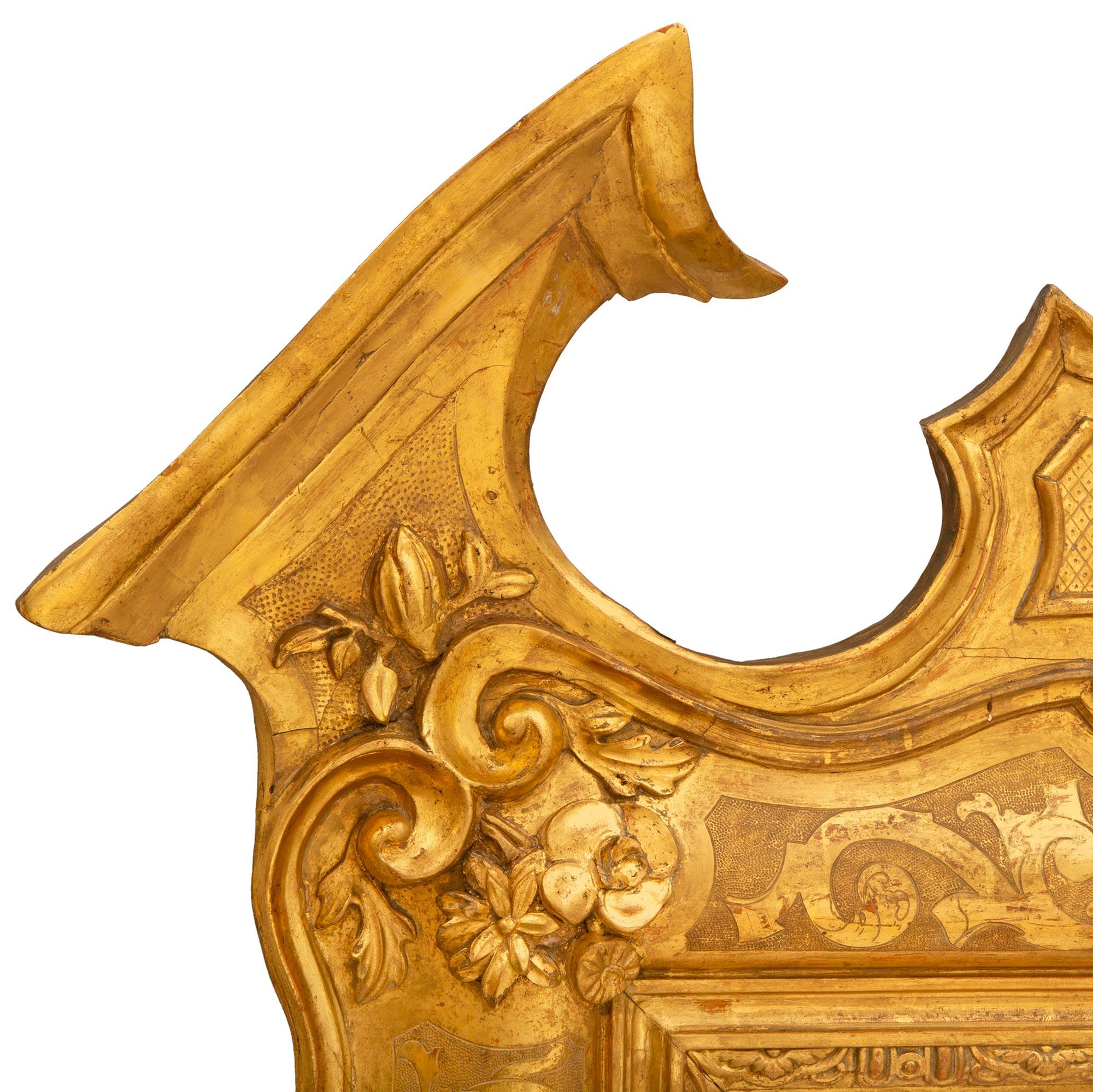 Italian Mid 19th Century Giltwood Mirror from Naples For Sale 1