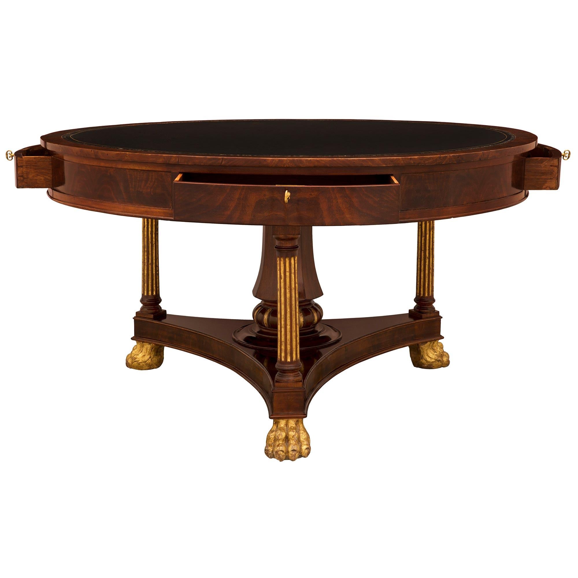 Italian Mid-19th Century Italian Neoclassical Style Mahogany Center Table For Sale 1