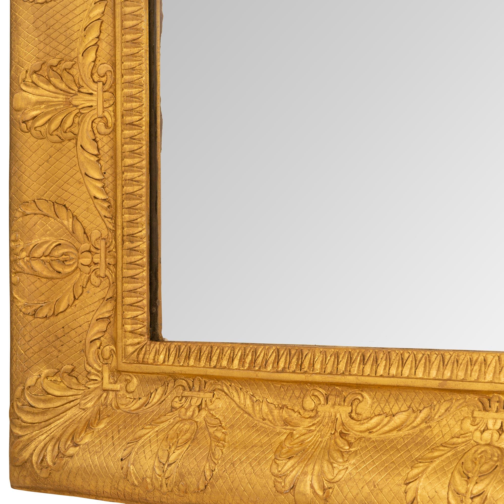 Italian Mid-19th Century Neo-Classical St. Giltwood Mirror For Sale 3