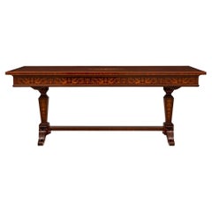 Tavolo da centro neoclassico in mogano e legno di tulipano della metà dell'Ottocento italiano