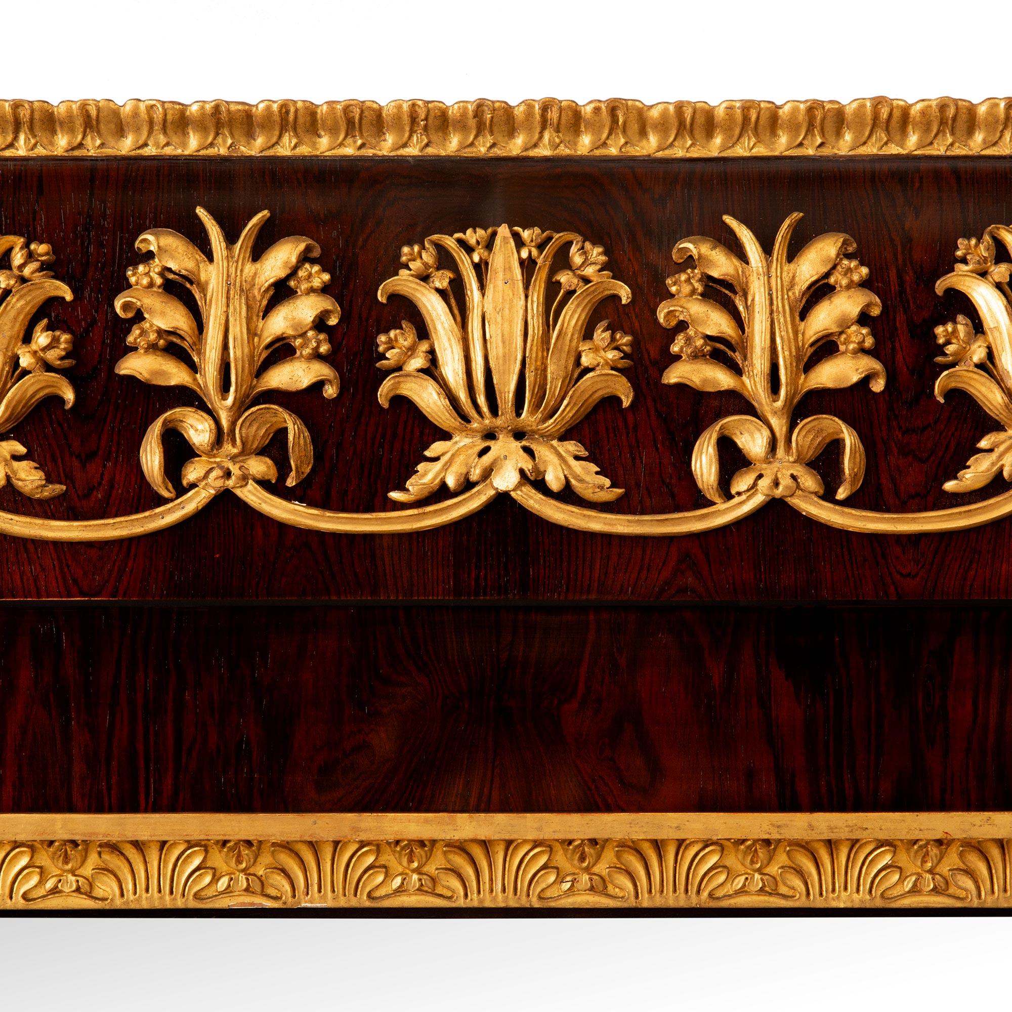 Italienischer Spiegel aus Rosenholz und vergoldetem Holz im neoklassischen Stil aus der Mitte des 19. Jahrhunderts im Angebot 2