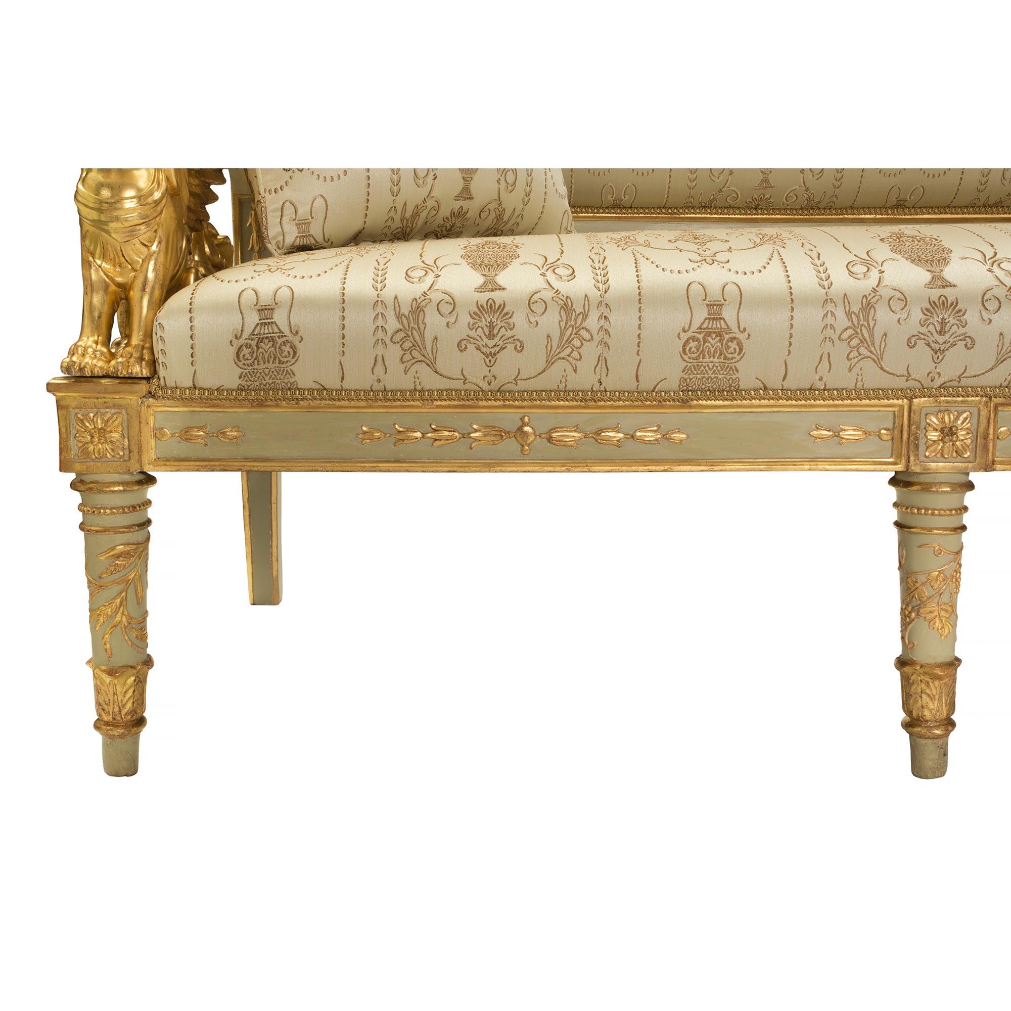 Italian Mid-19th Century Neoclassical Style Settee For Sale 2