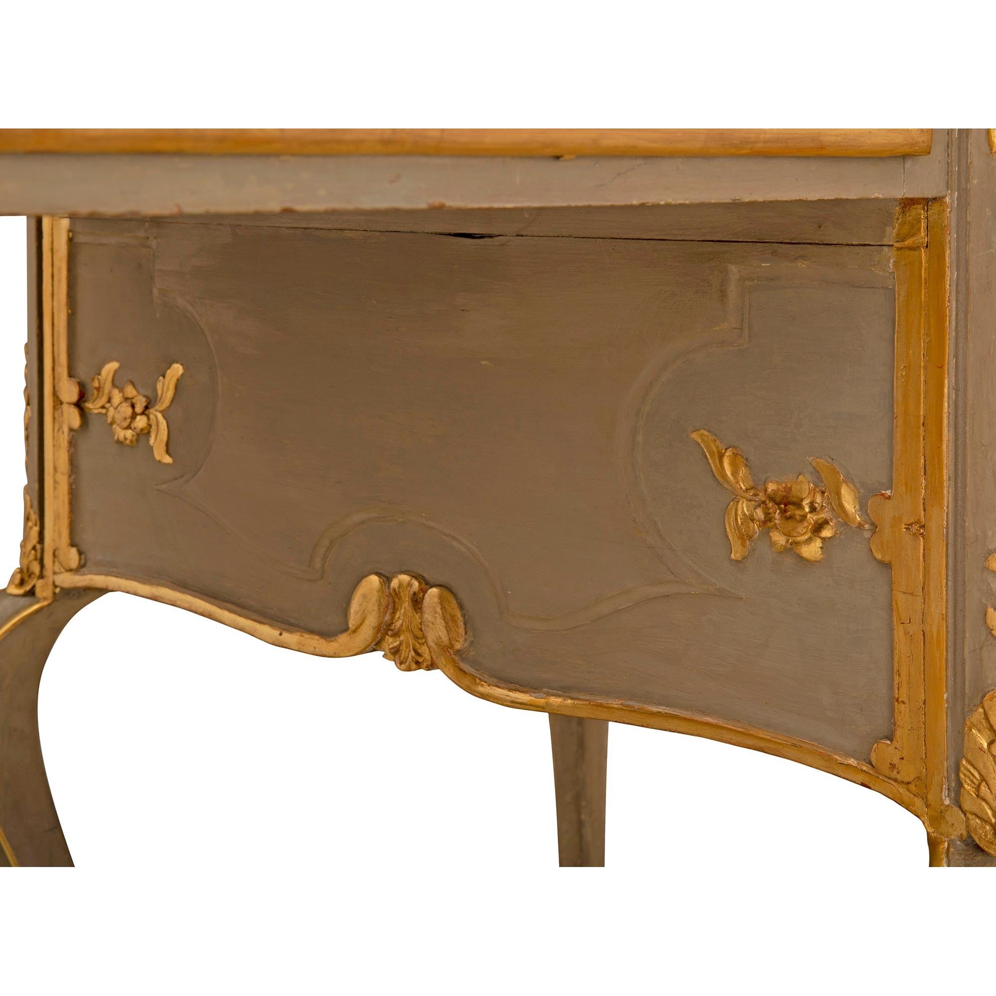 Italian Mid 19th Century Venetian St. Patinated And Giltwood Desk For Sale 6