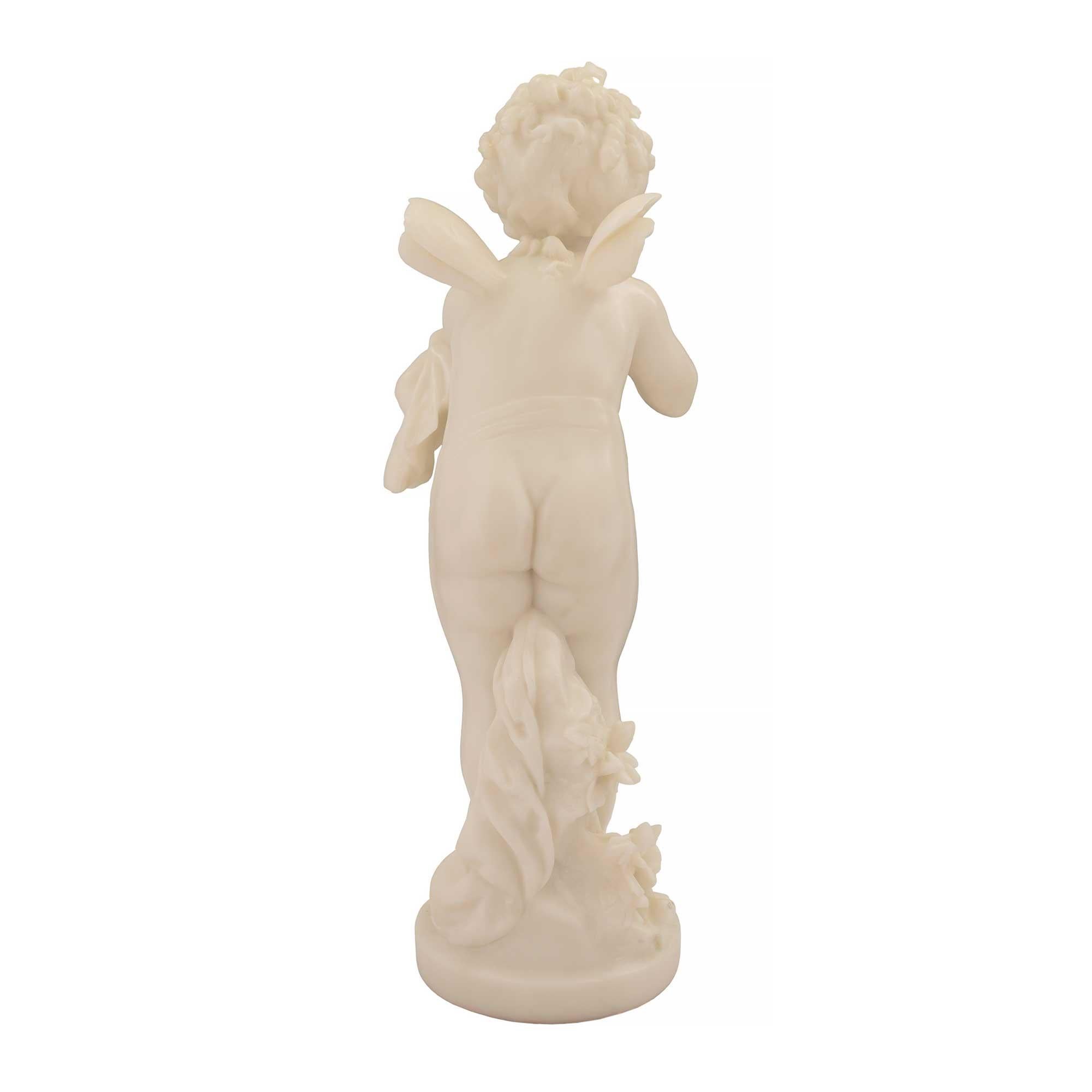 Italian Mid-19th Century White Carrara Marble Statue of Winged Girl For Sale 1