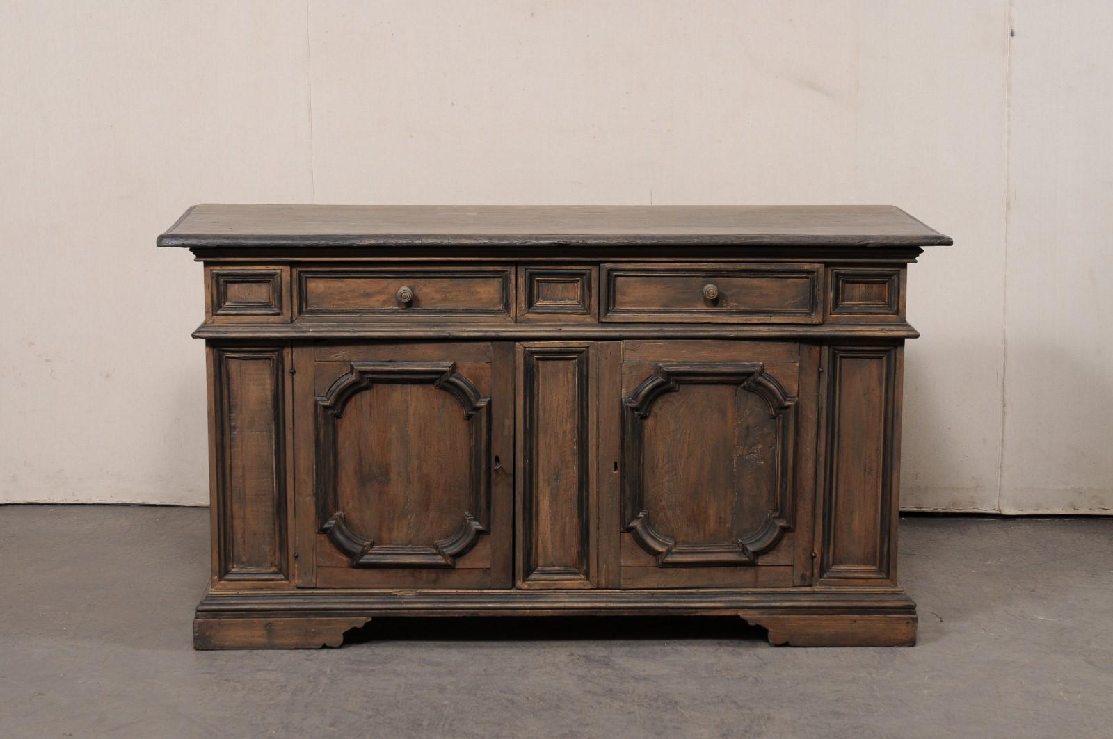 Italian Mid 20th C. Credenza Cabinet w/Nicely-Paneled Details For Sale 6