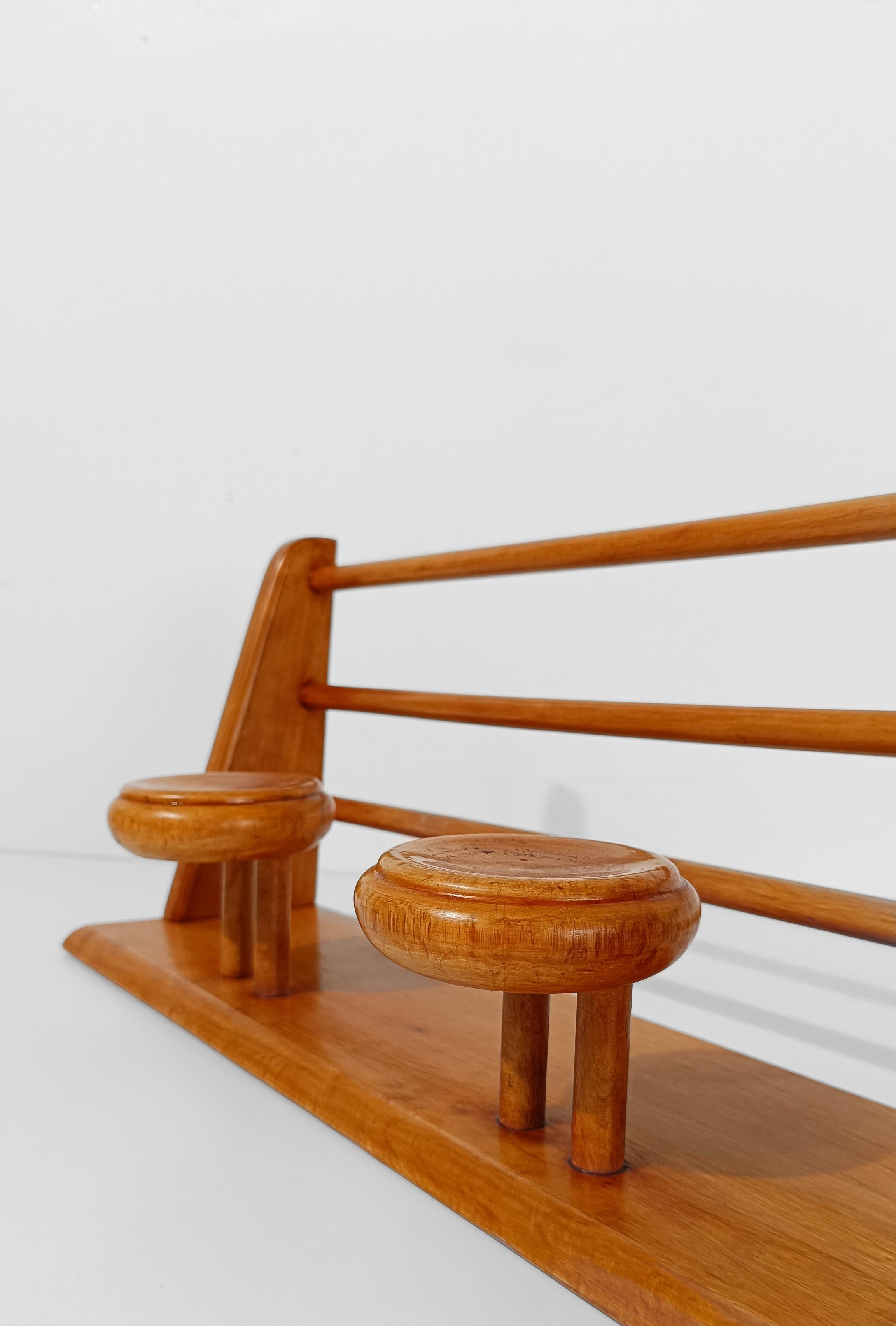 Italian Mid 20th Century Blonde Wooden Wall Coat Rack and Hat Stand by Fraber For Sale 6