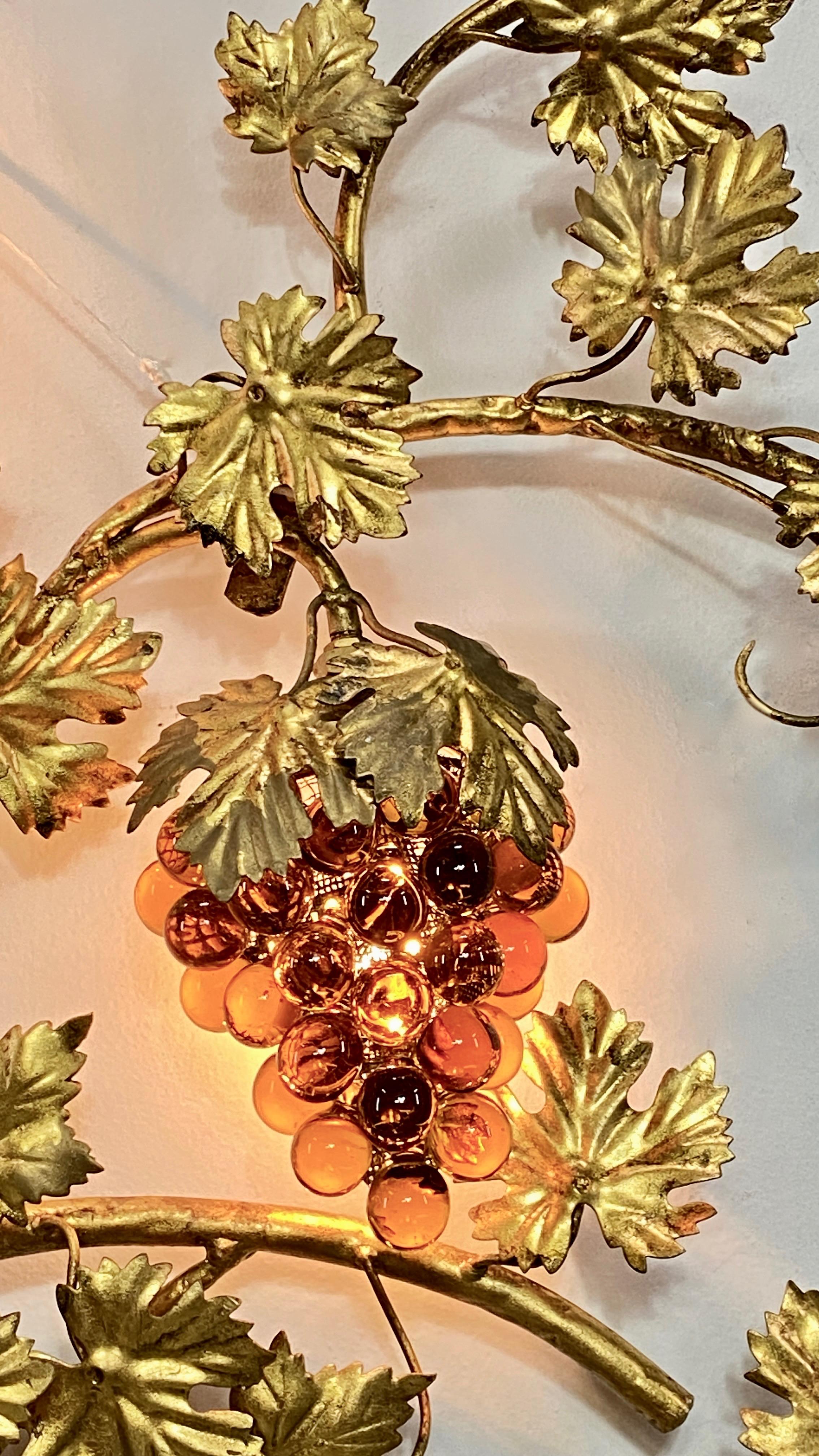 Mid-Century Modern Italian Mid-20th Century Brass and Amber Glass Sculptural Grapevine Wall Light For Sale