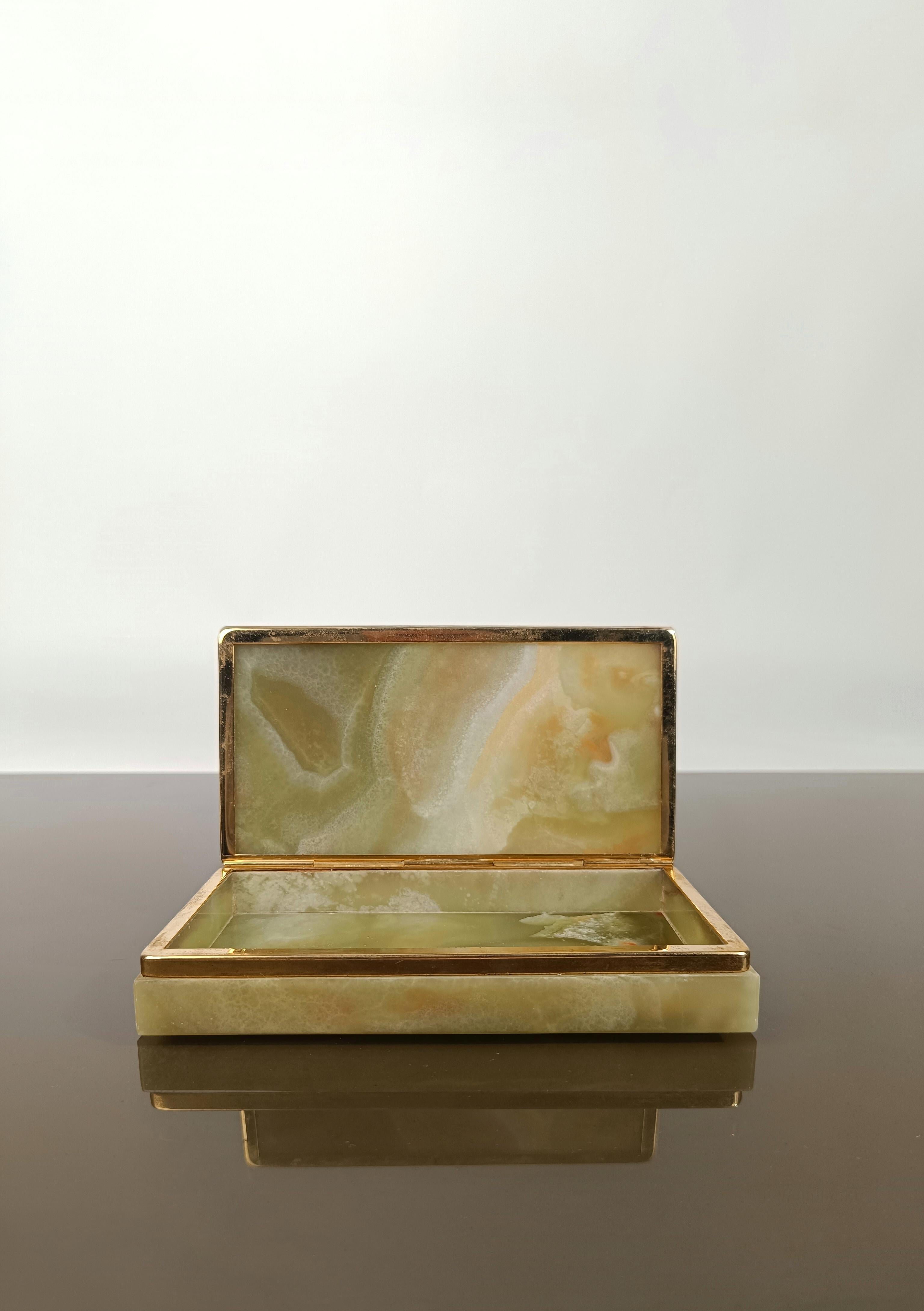 Italian Mid-20th Century Jade Green Onyx Marble Decorative Box, 1960's 2
