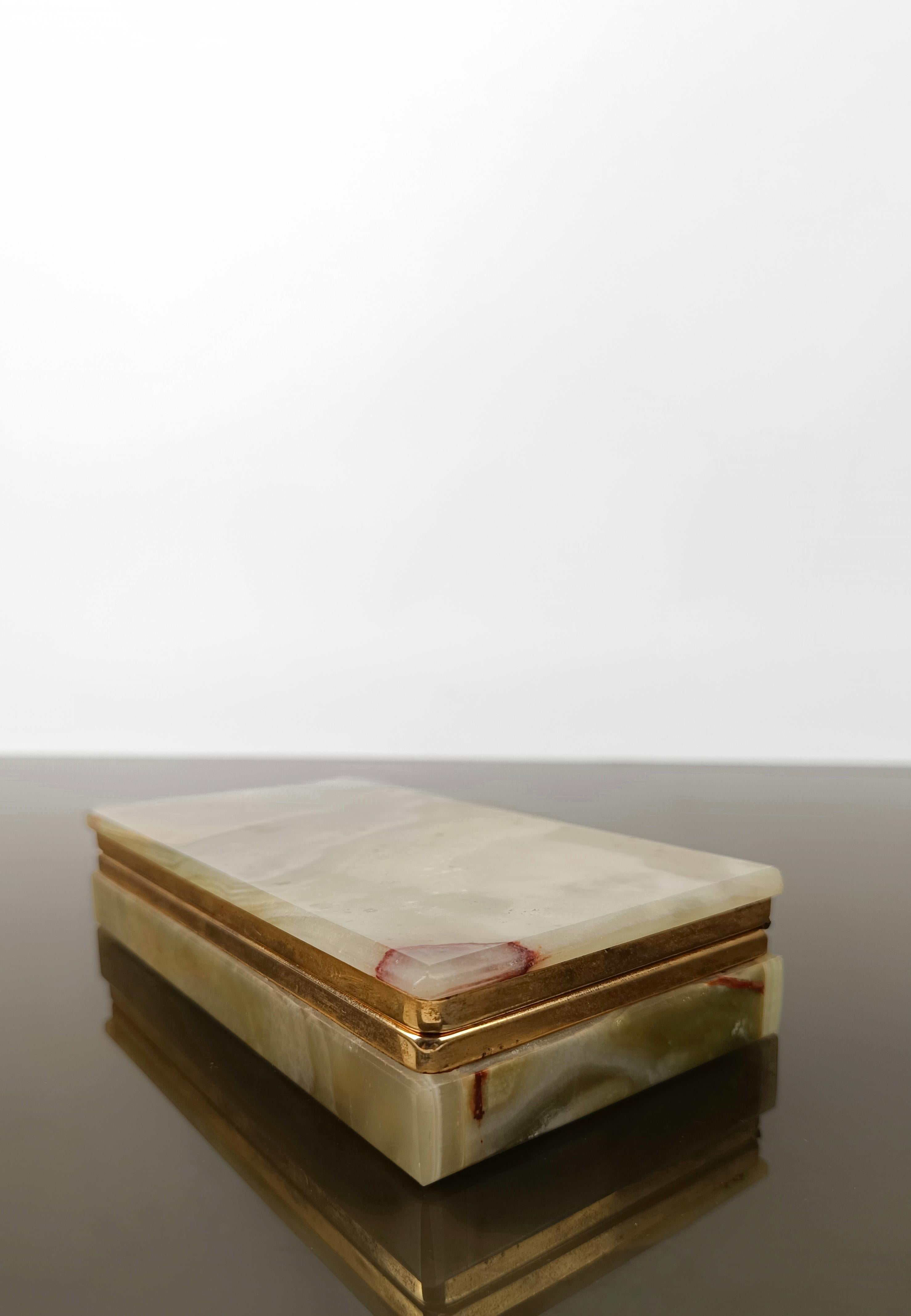 Italian Mid-20th Century Jade Green Onyx Marble Decorative Box, 1960's 3