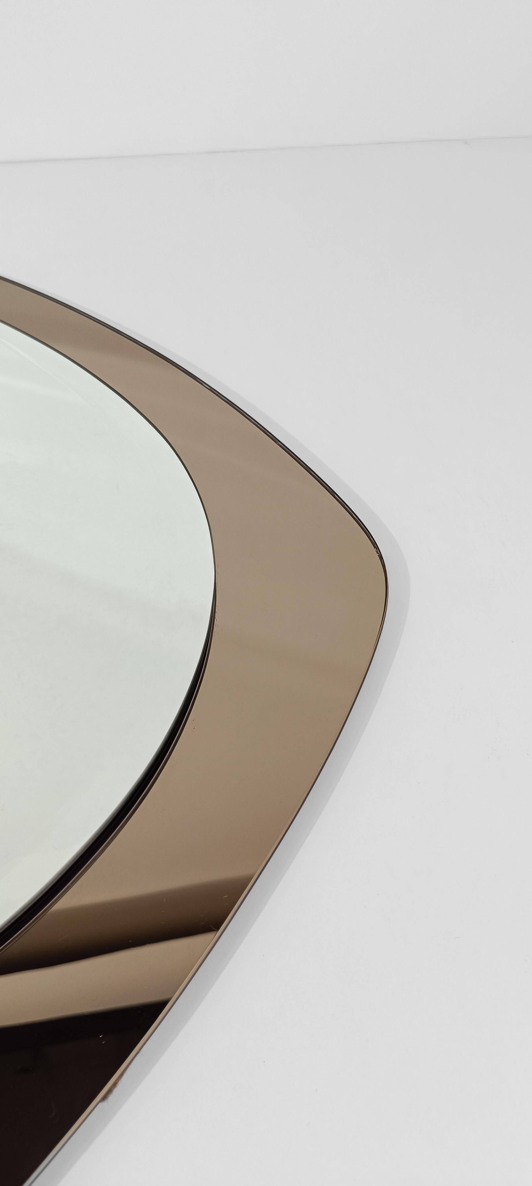 Verre Miroir italien du milieu du 20e siècle avec cadre en verre bronzé dans le style de Veca en vente