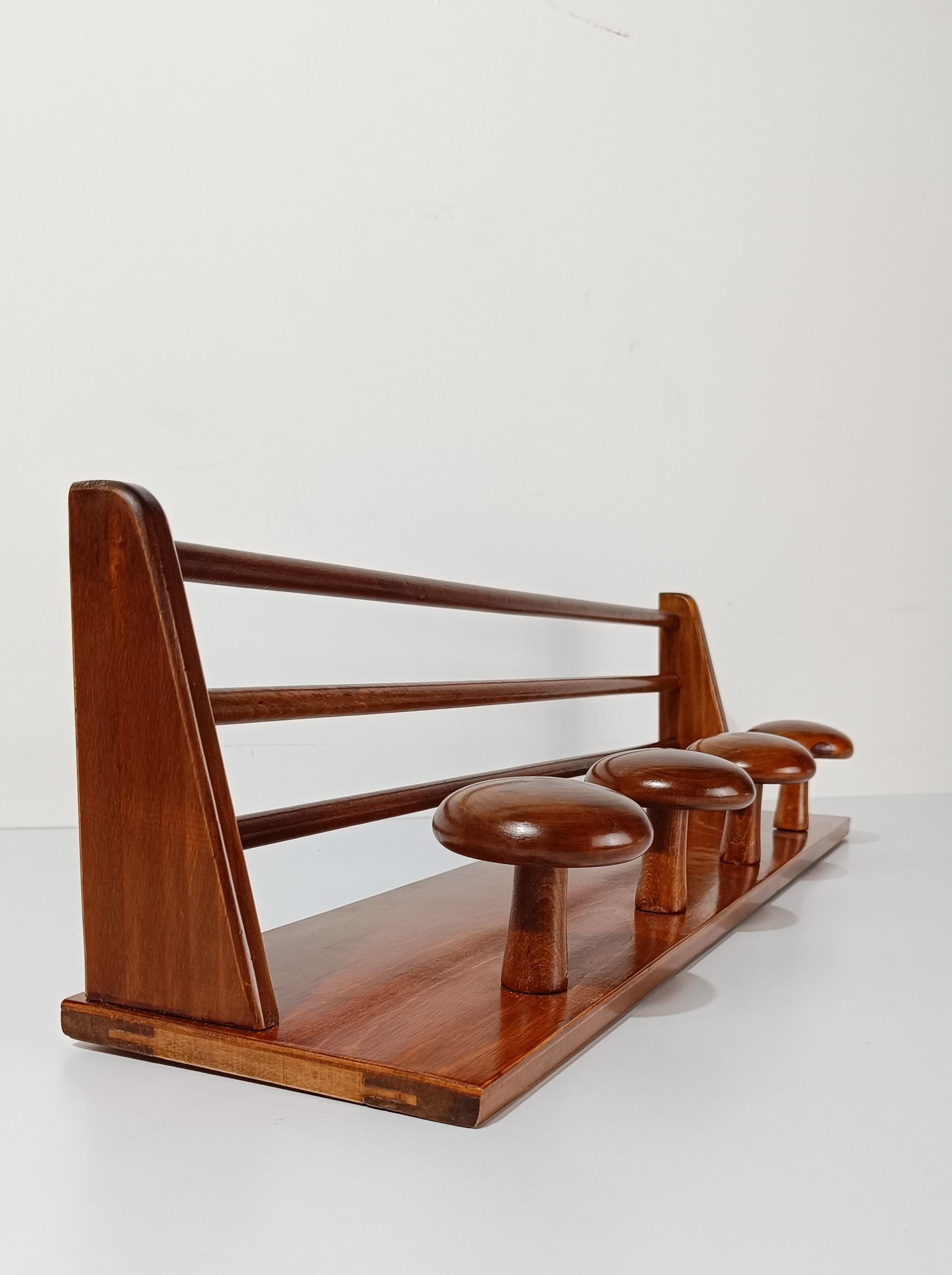 Perchero de pared y perchero de madera modernos italianos de mediados del siglo XX by Fraber en venta 9