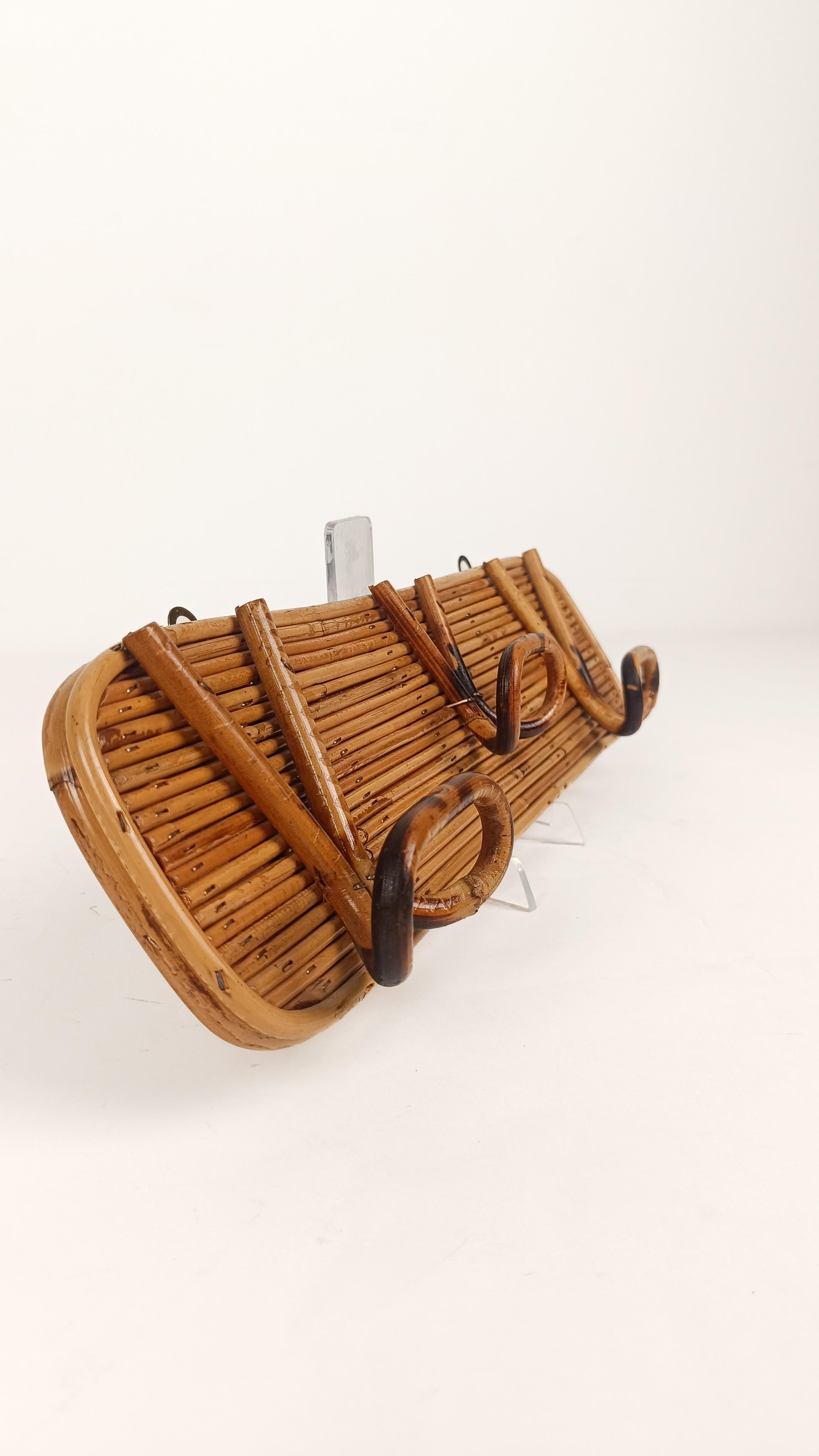 Italian Mid 20th Century Wall Coat Hanger in Cane & Rattan, Vivai del Sud style For Sale 7