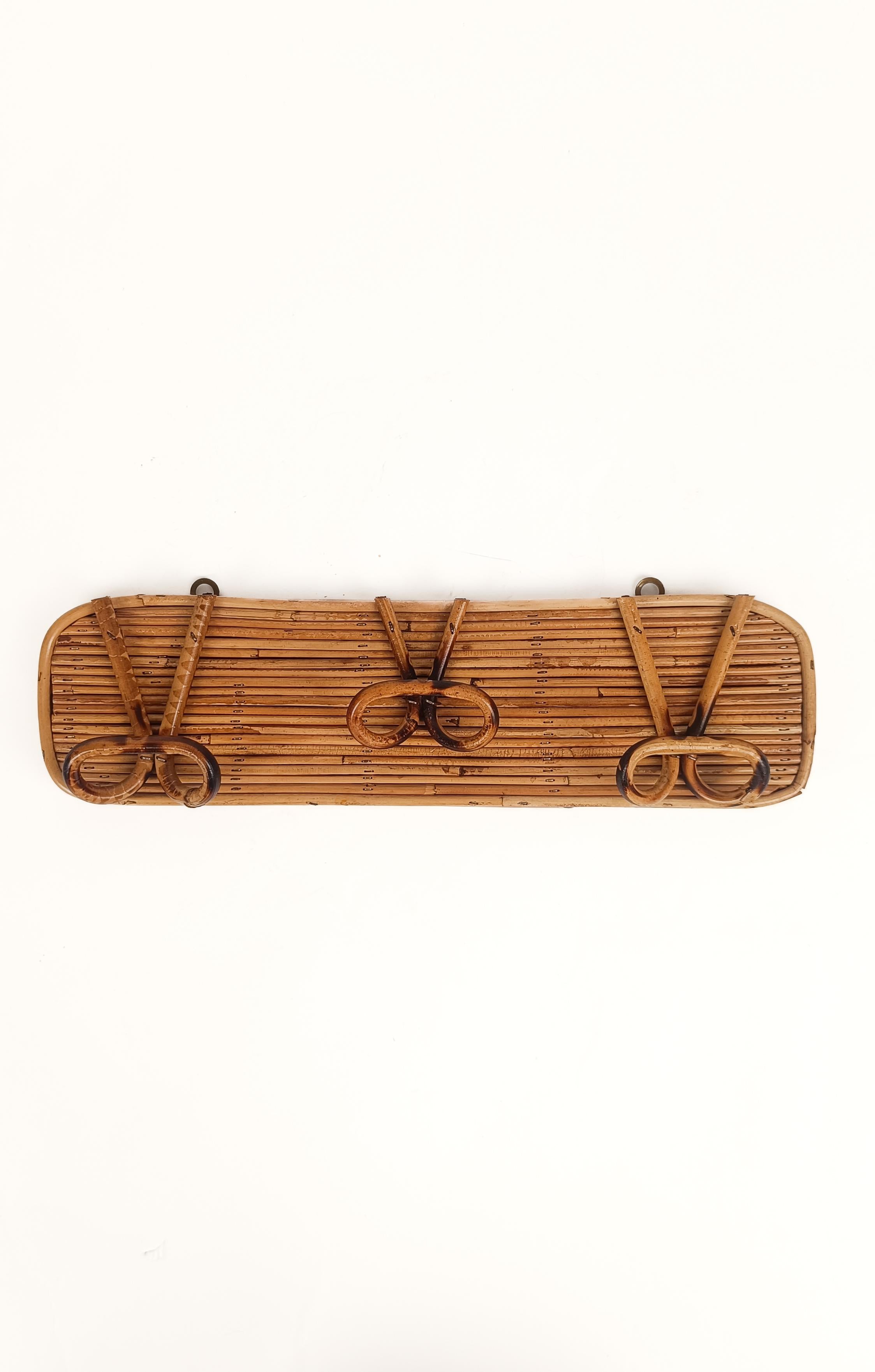 Italian Mid 20th Century Wall Coat Hanger in Cane & Rattan, Vivai del Sud style For Sale 10