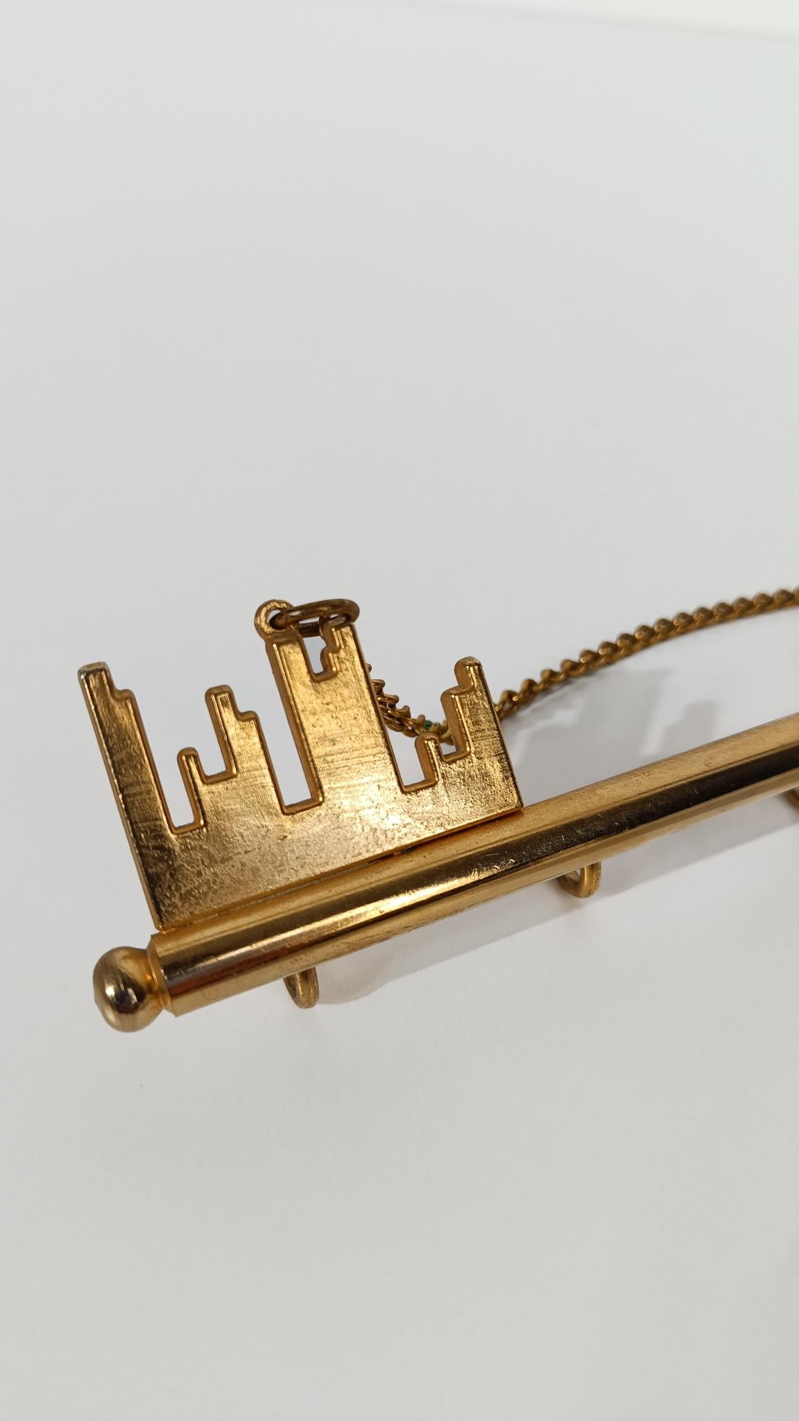 Italian Mid 20th Century Wall Keys Rack with Heavy Brass Ornate Key Shape, 50s For Sale 8