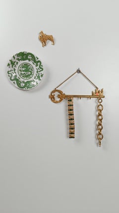 Italian Mid 20th Century Wall Keys Rack with Heavy Brass Ornate Key Shape, 50s