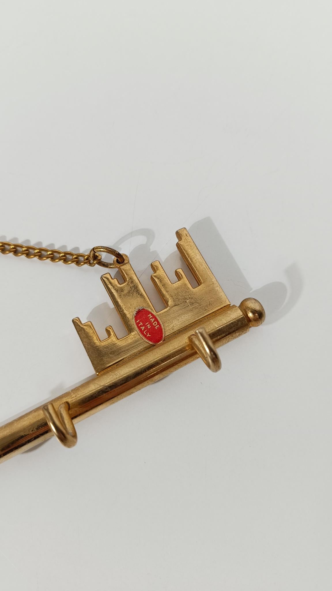 Italian Mid 20th Century Wall Keys Rack with Heavy Brass Ornate Key Shape, 50s For Sale 1