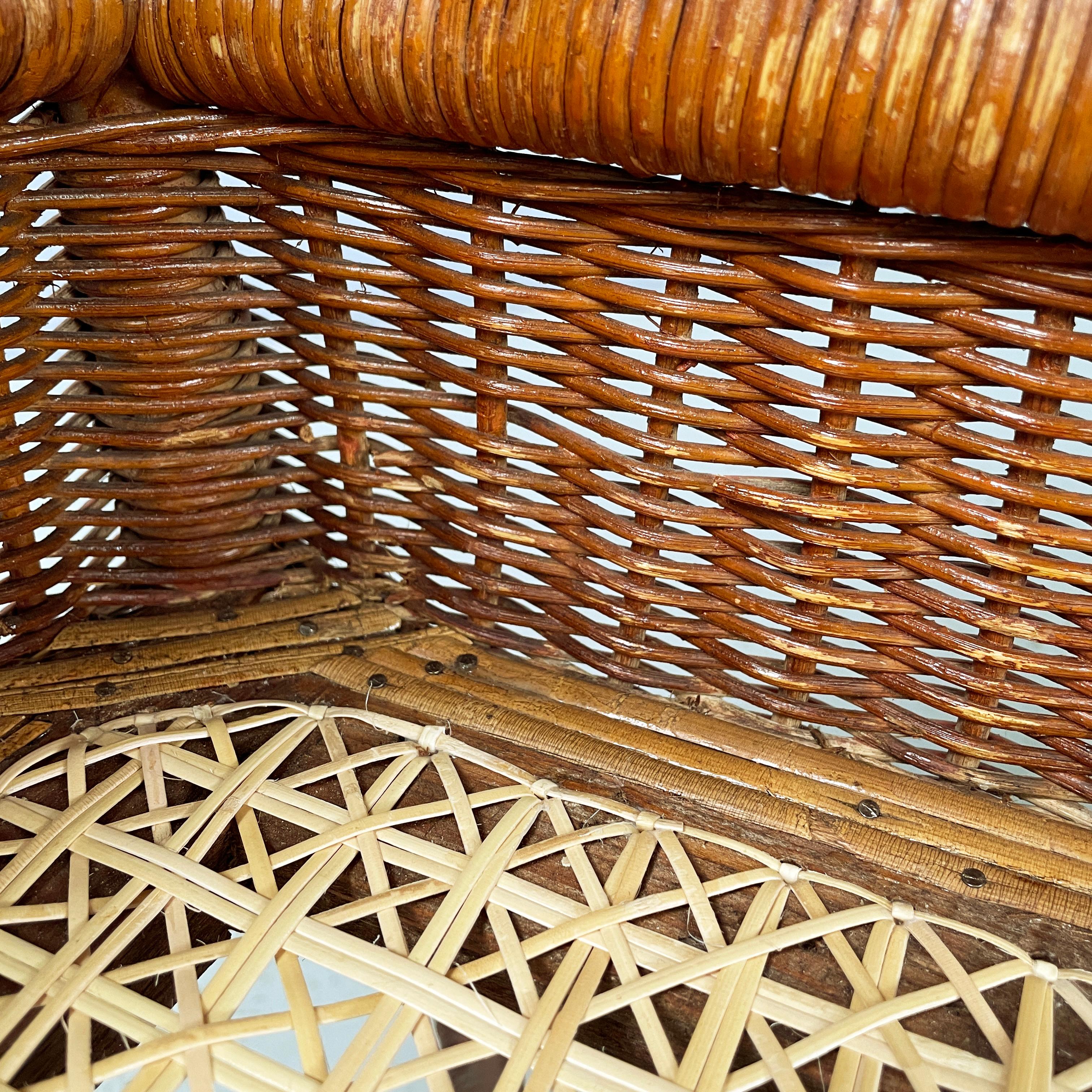 Italian Mid-centrury Modern Two-seater outdoor bench in woven rattan, 1960s For Sale 4