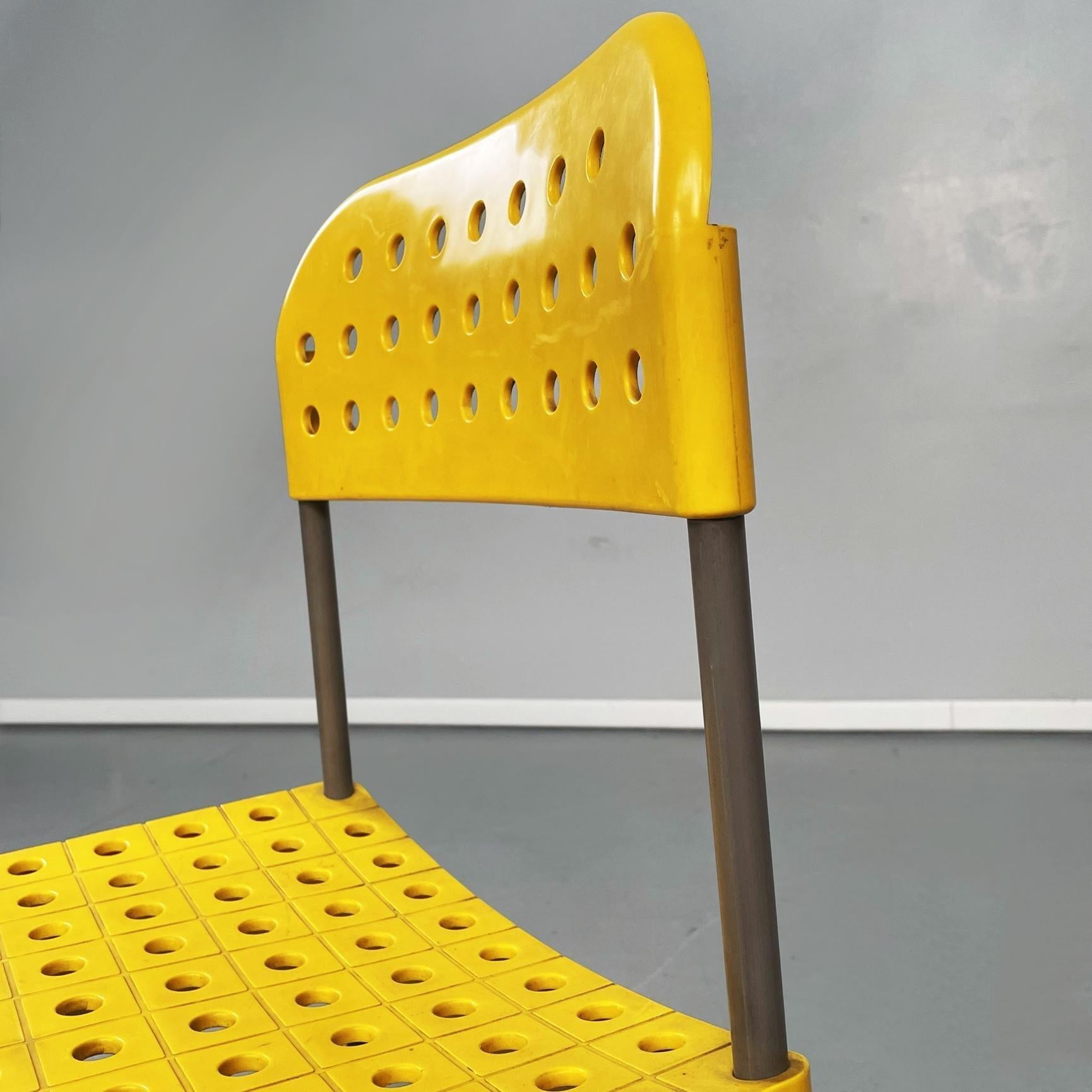 Italian Mid-Century Yellow Chair Box by Enzo Mari for Castelli, 1970s 5