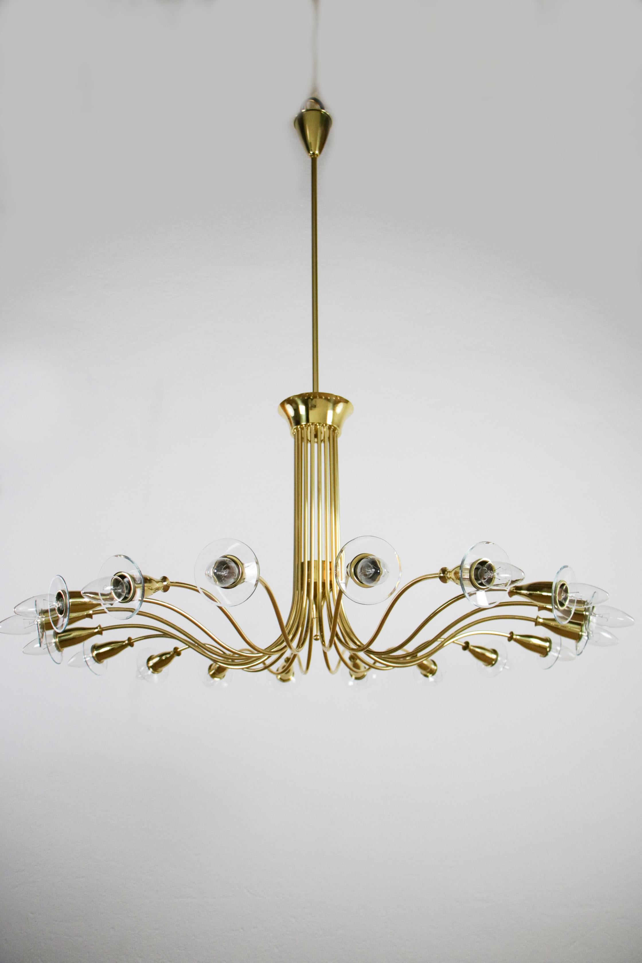 Brass Italian Mid Century 18 lights chandelier by Angelo Lelii for Arredoluce For Sale