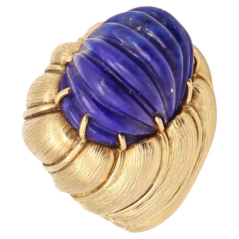 Italian Mid Century 1960 Cocktail Ring In 18Kt Gold With 28.22 Cts Fluted Lapis For Sale