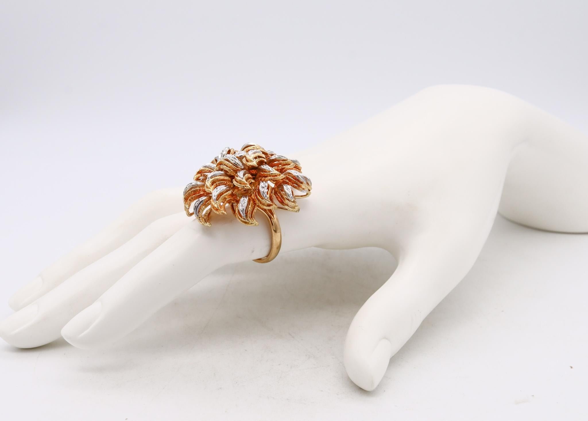 Round Cut Italian Mid Century 1960 Jeweled Cocktail Ring 18Kt Yellow Gold European Diamond For Sale