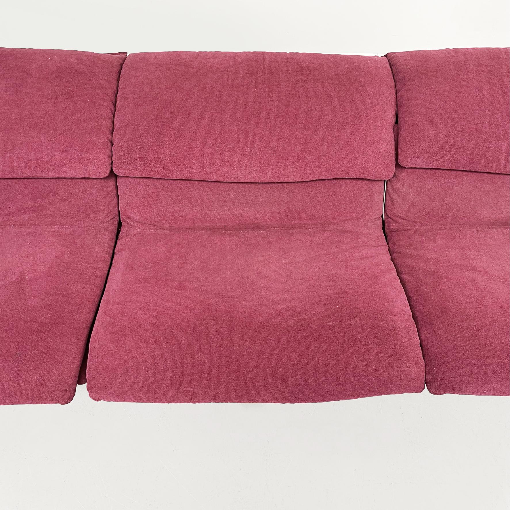 Steel Italian Mid-Century 3 Seater Sofa Wave by Giovanni Offredi for Saporiti, 1970s For Sale