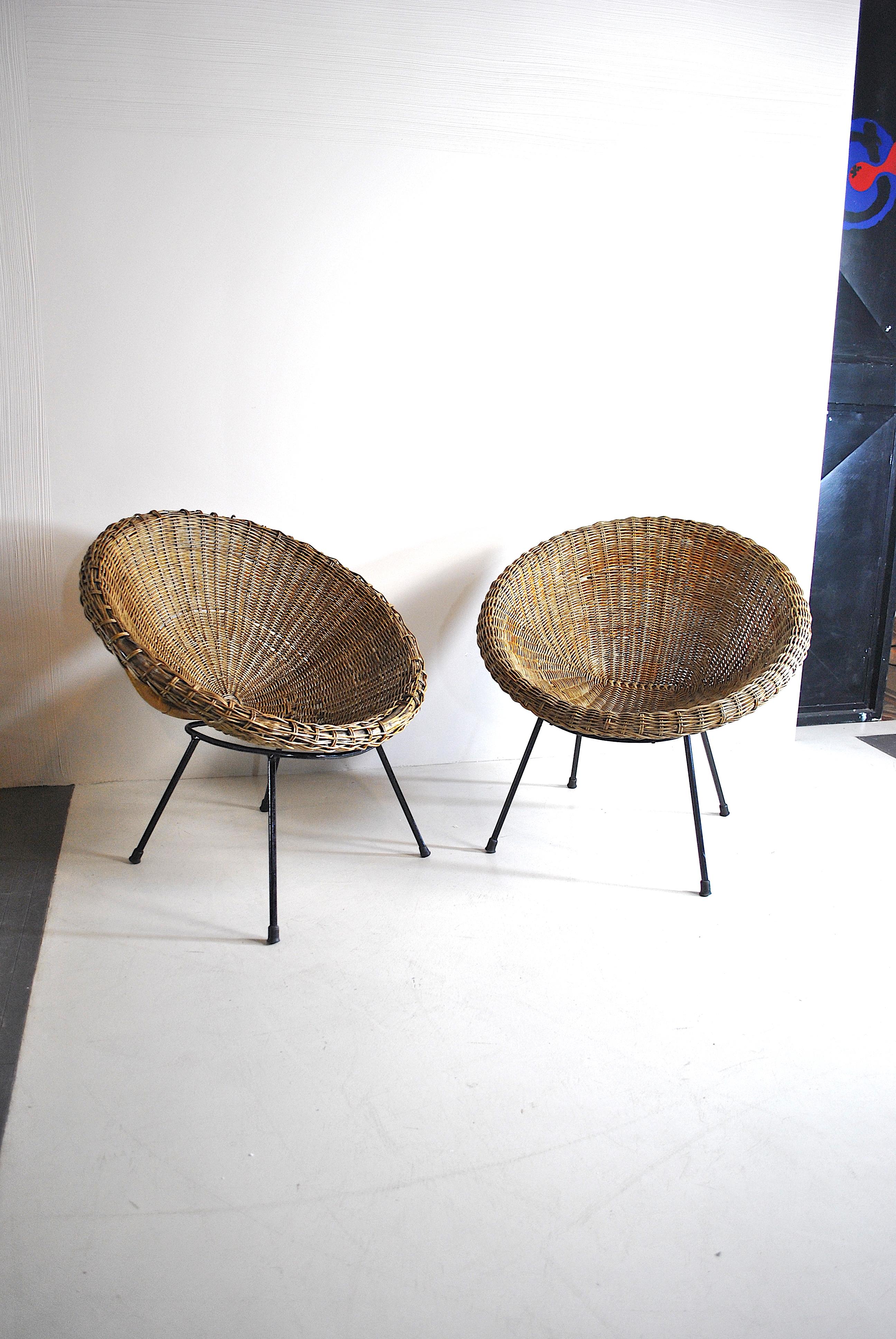 Italian Midcentury 1960s Eggs Cane Chairs For Sale 1