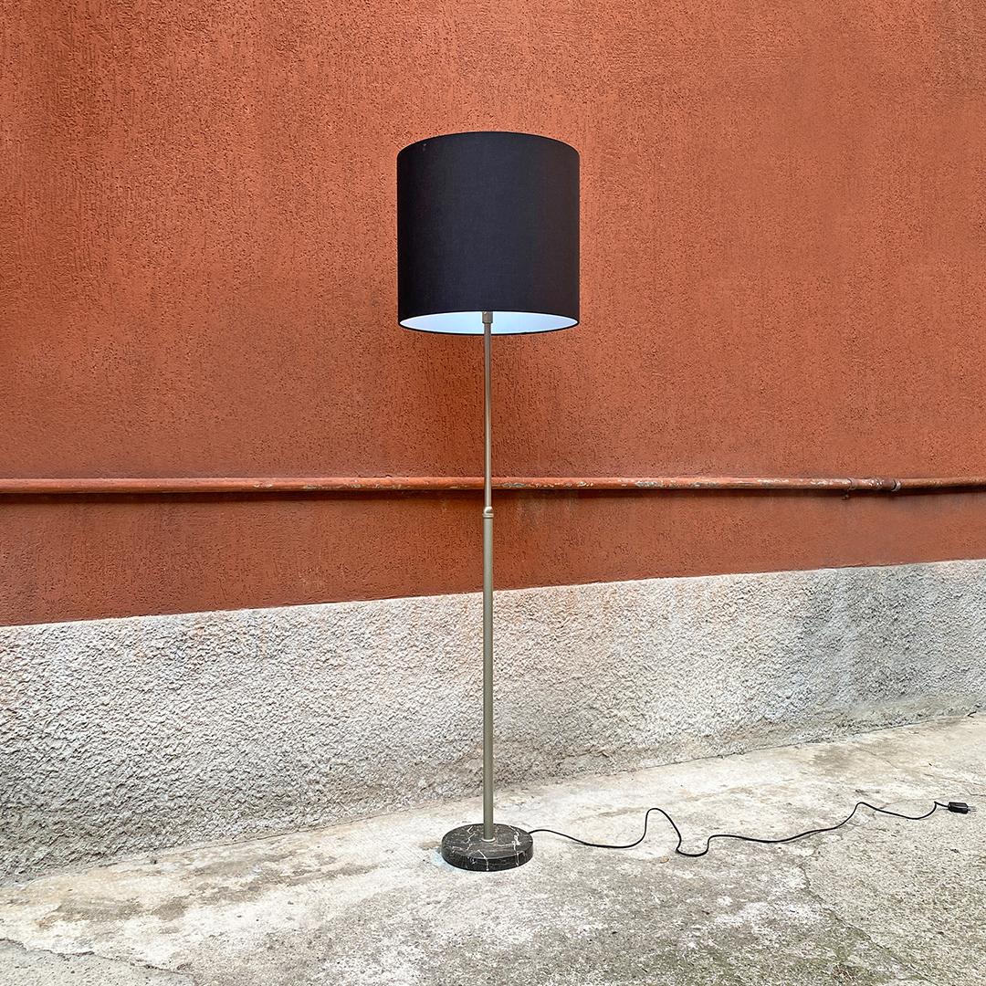 Italian Mid-Century Adjustable Floor Lamp with Marquinia Marble Base, 1960s In Good Condition For Sale In MIlano, IT