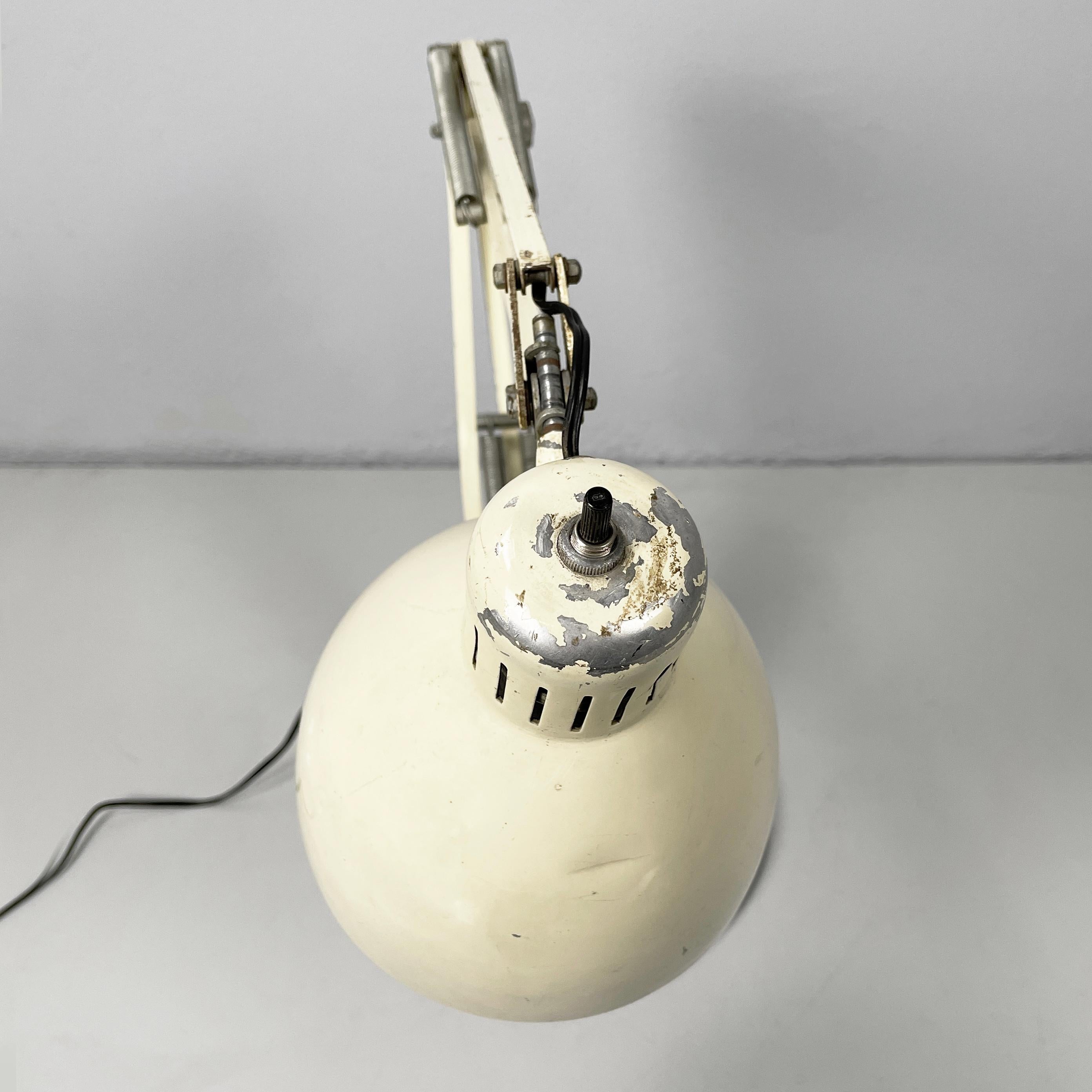 Italian mid-century Adjustable table lamp Naska Loris by Jac Jacobsen Luxo 1950s in vendita 3