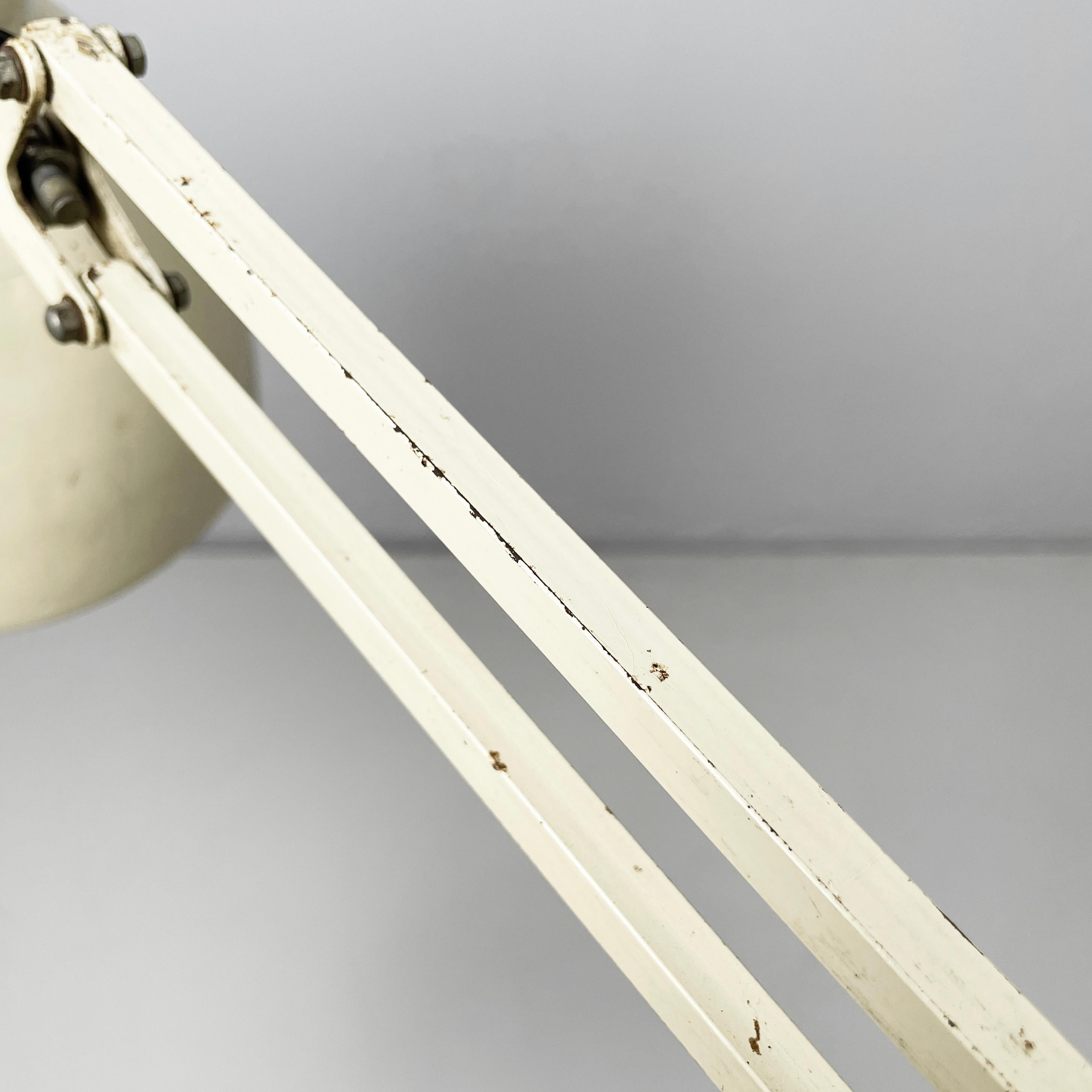 Italian mid-century Adjustable table lamp Naska Loris by Jac Jacobsen Luxo 1950s in vendita 7