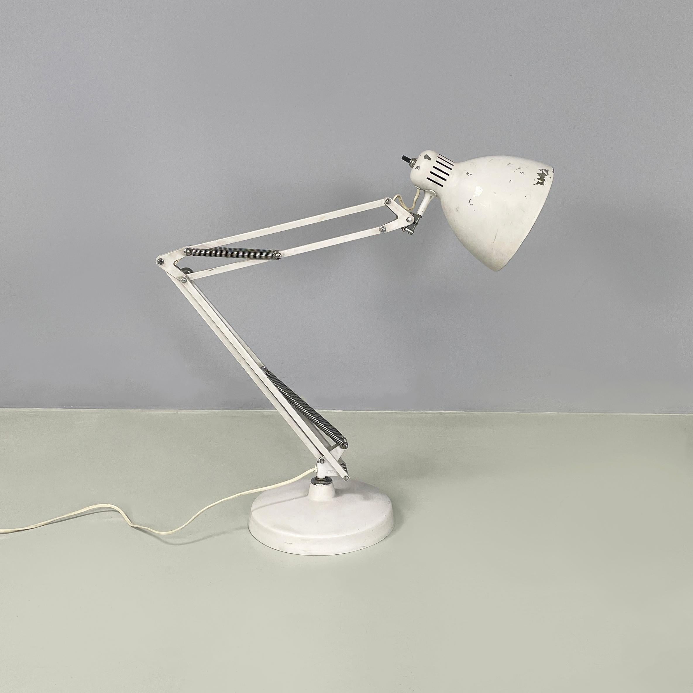 Italian mid-century Adjustable table lamp Naska Loris by Jac Jacobsen Luxo 1950s For Sale 1