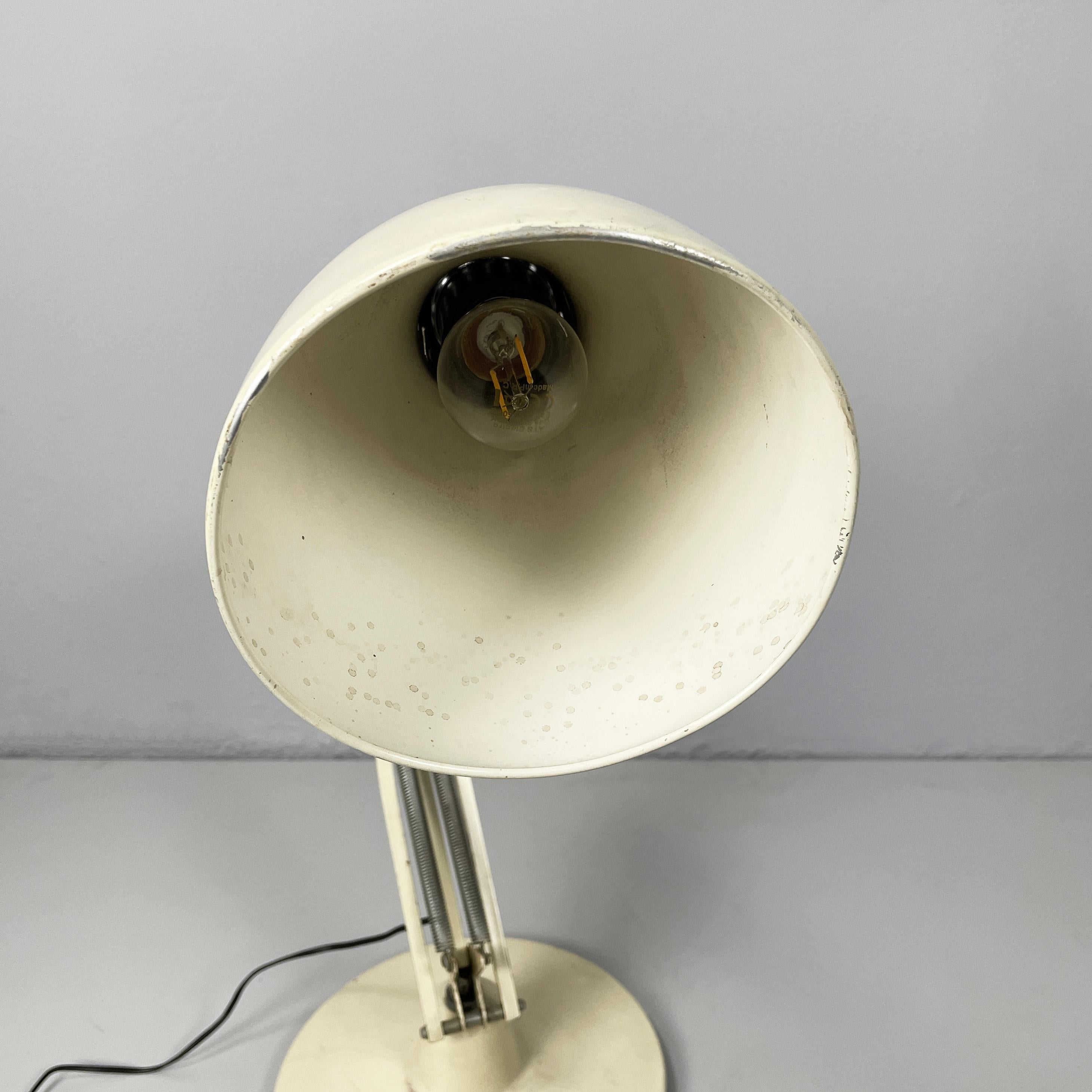Italian mid-century Adjustable table lamp Naska Loris by Jac Jacobsen Luxo 1950s in vendita 1