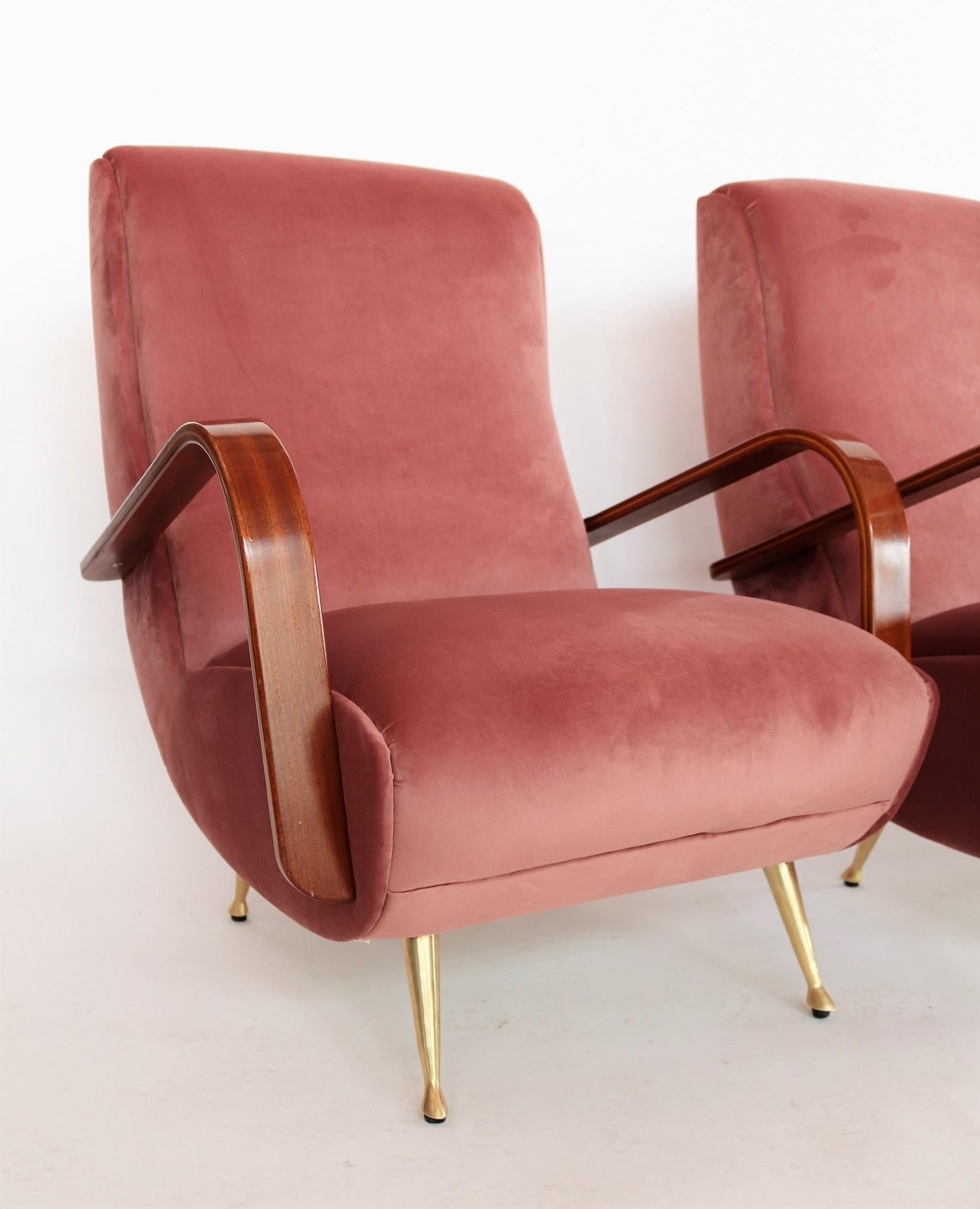Mid-20th Century Italian Midcentury Armchairs in Mahogany, Brass and Coral Red Velvet, 1950s