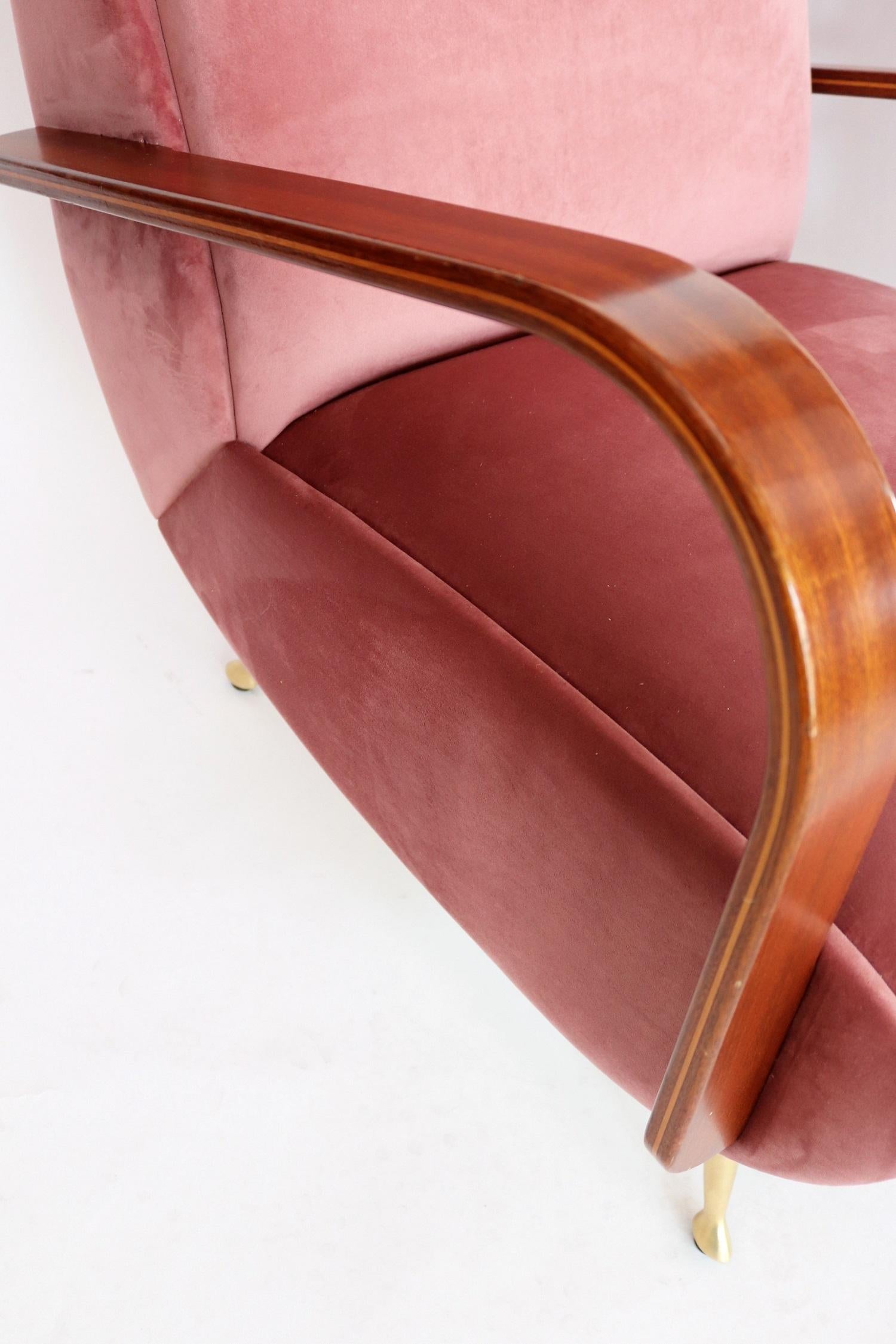 Italian Midcentury Armchairs in Mahogany, Brass and Coral Red Velvet, 1950s 4