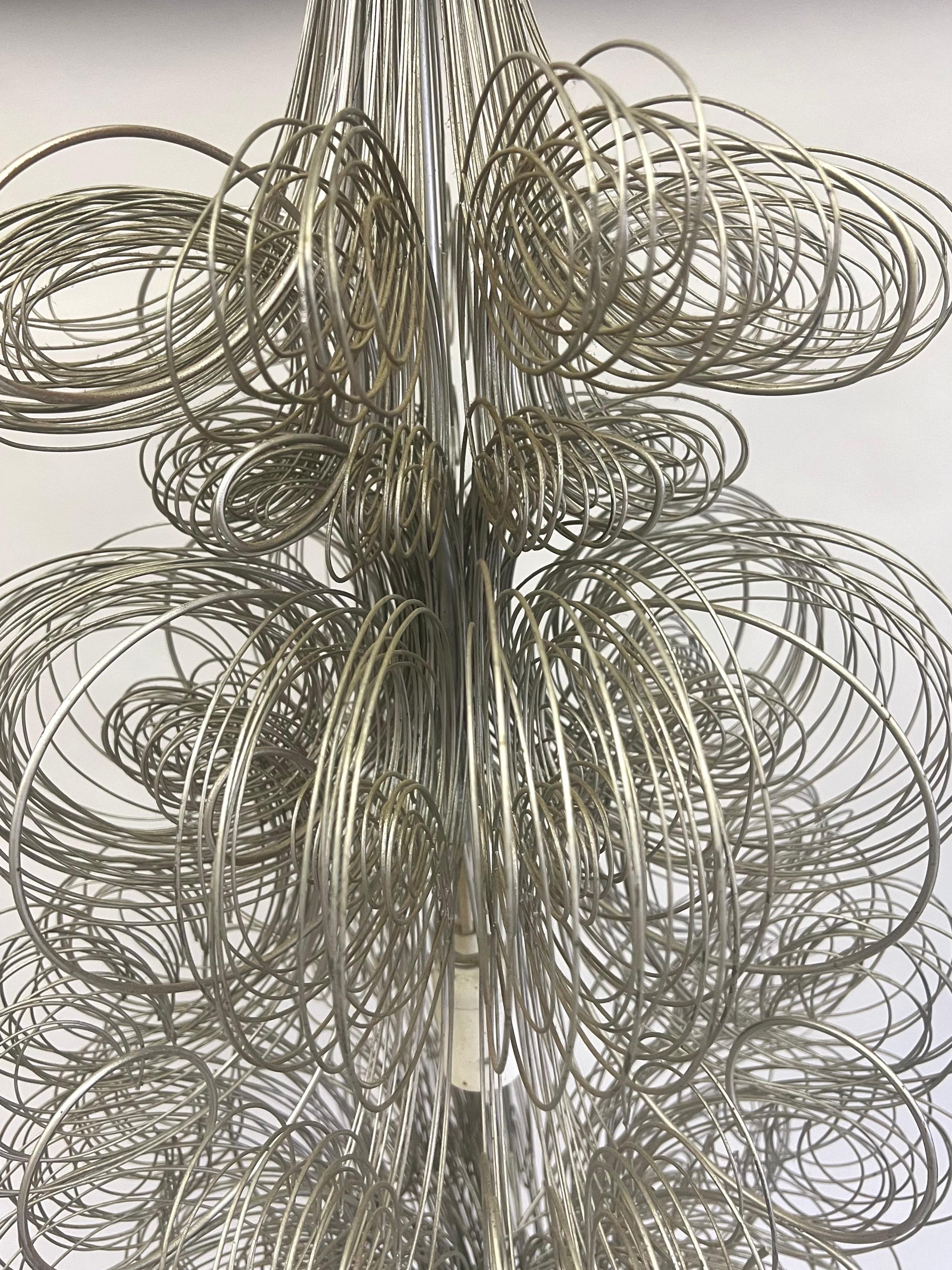 Italian Mid-Century 'Arte Povera' Artist Wire Sculpture Chandeliers, Kounellis.  For Sale 3