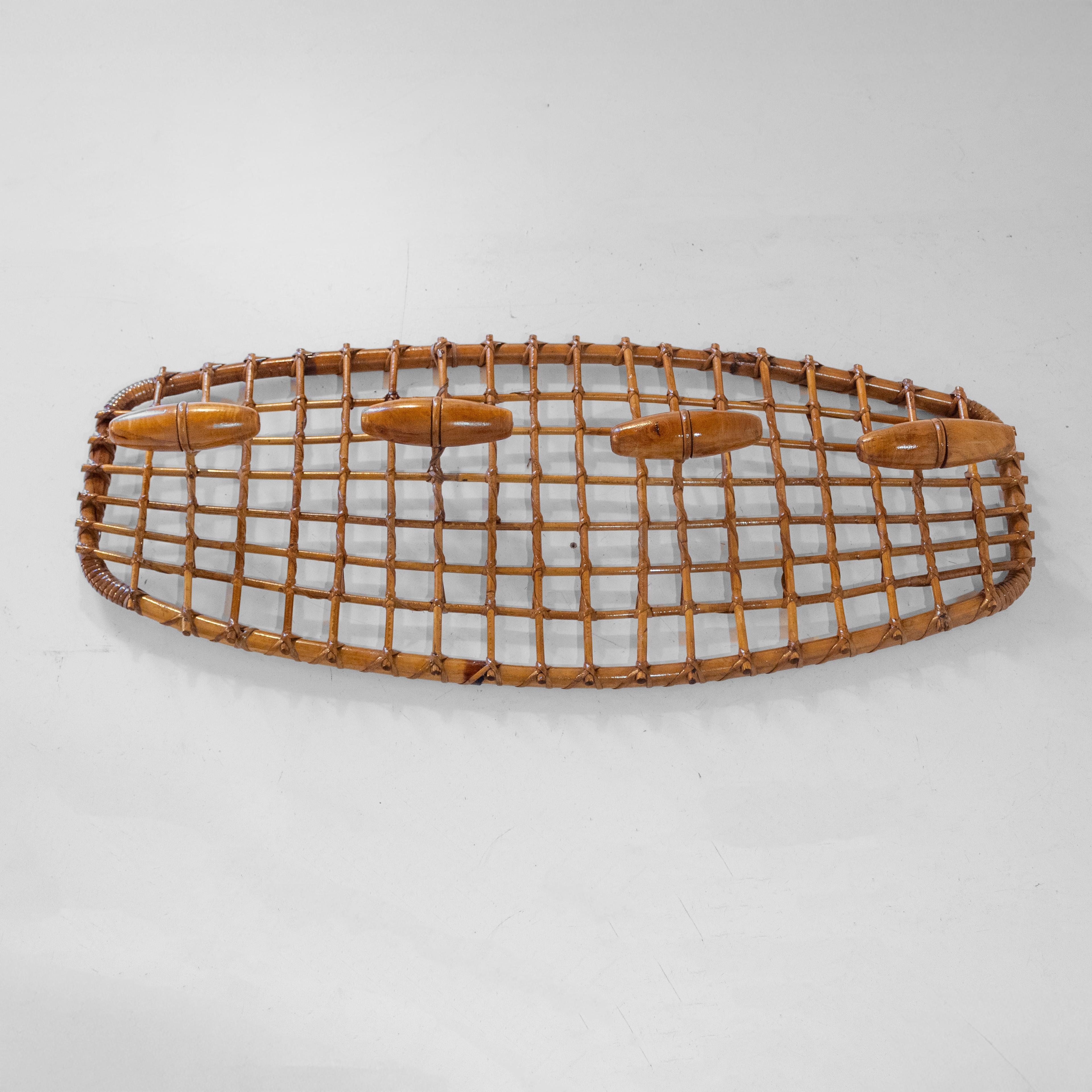 Mid-Century moderno Appendiabiti italiano di metà secolo in bambù e rattan di Bonacina, anni '60 in vendita