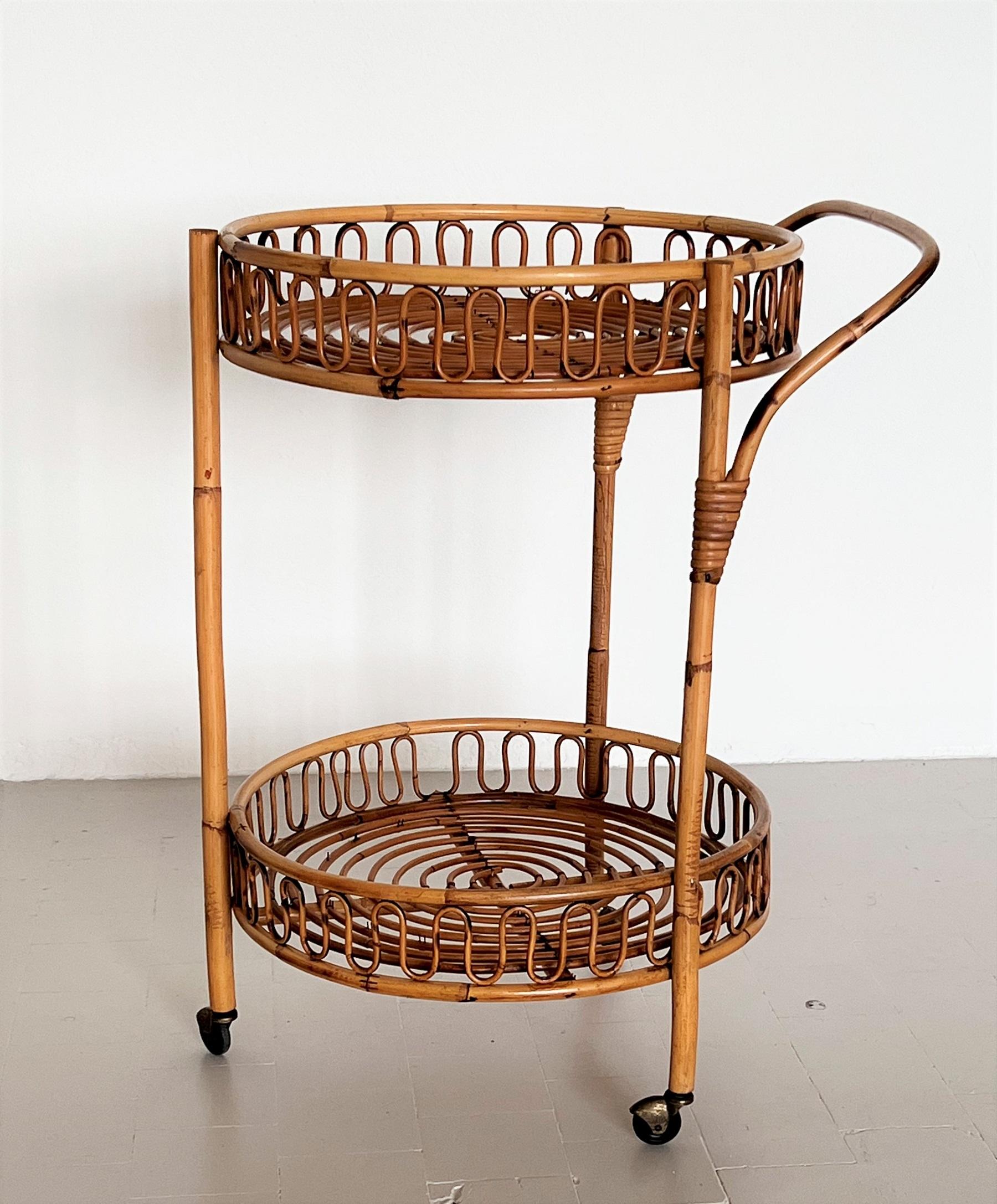 Italian Mid-Century Bamboo and Rattan Serving Bar Cart or Trolley, 1970 In Good Condition In Morazzone, Varese