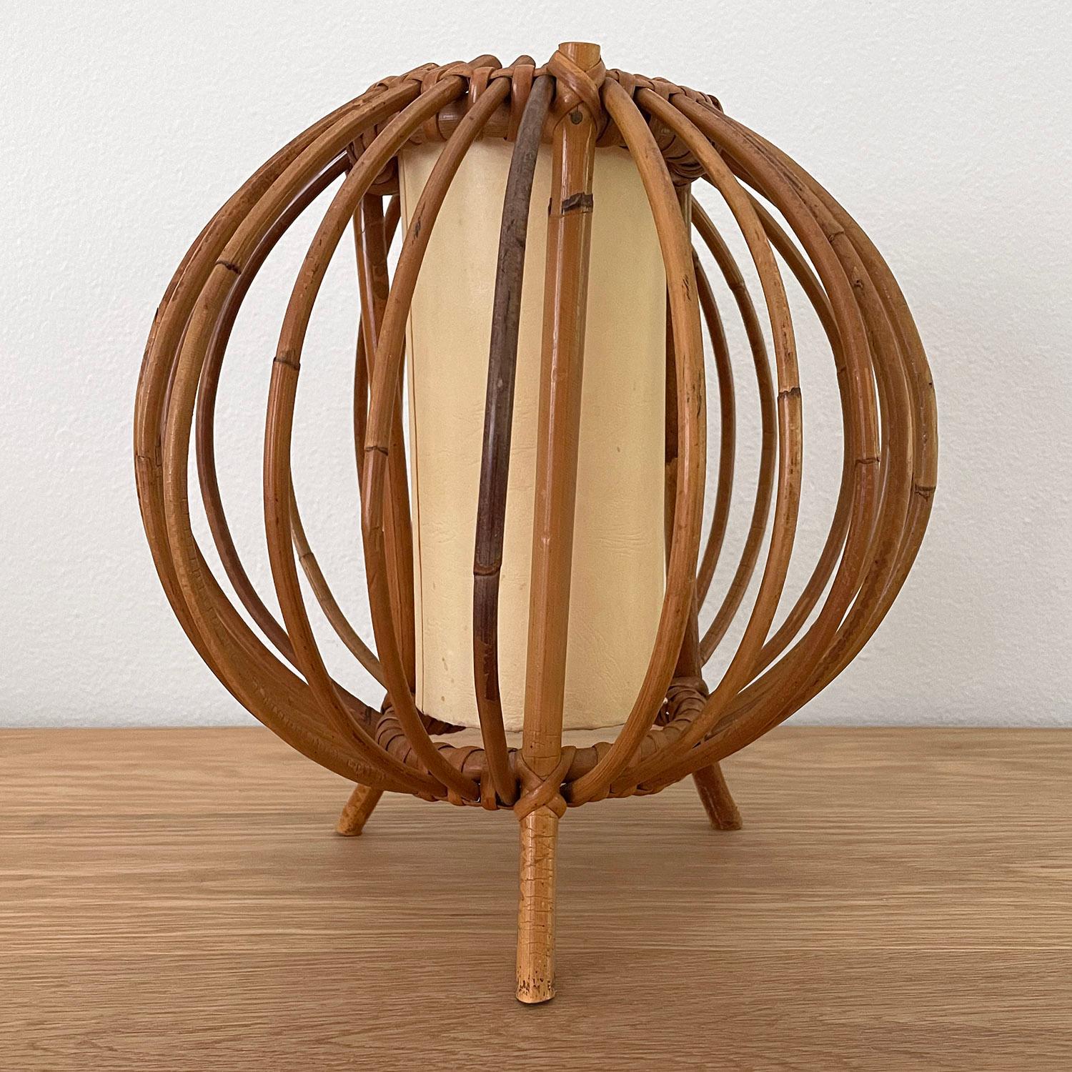 Italian Mid Century Bamboo & Rattan Table Lamp For Sale 1