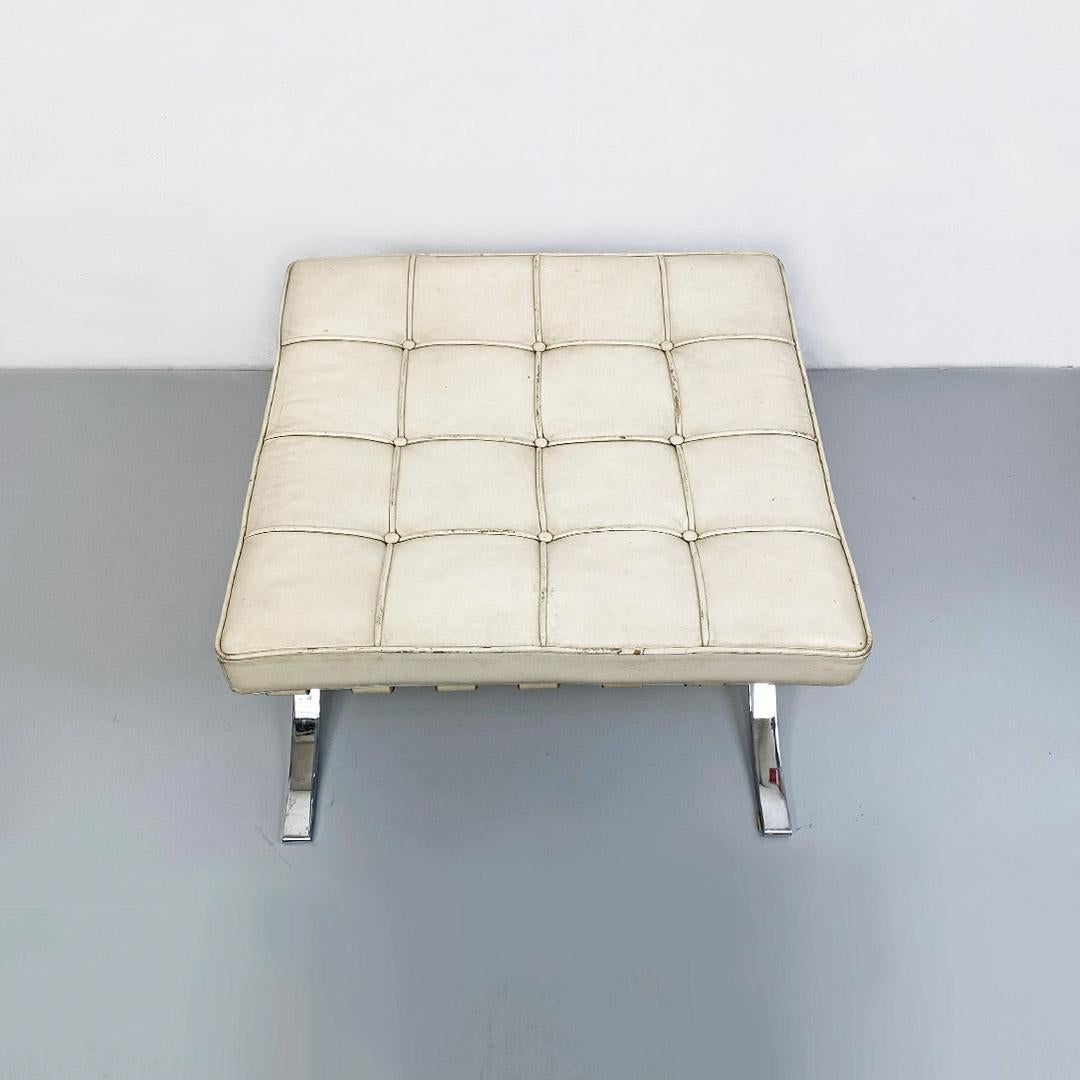 Italian Mid Century Barcelona Pouf by Mies Van Der Rohe for Knoll, 1970s In Good Condition For Sale In MIlano, IT