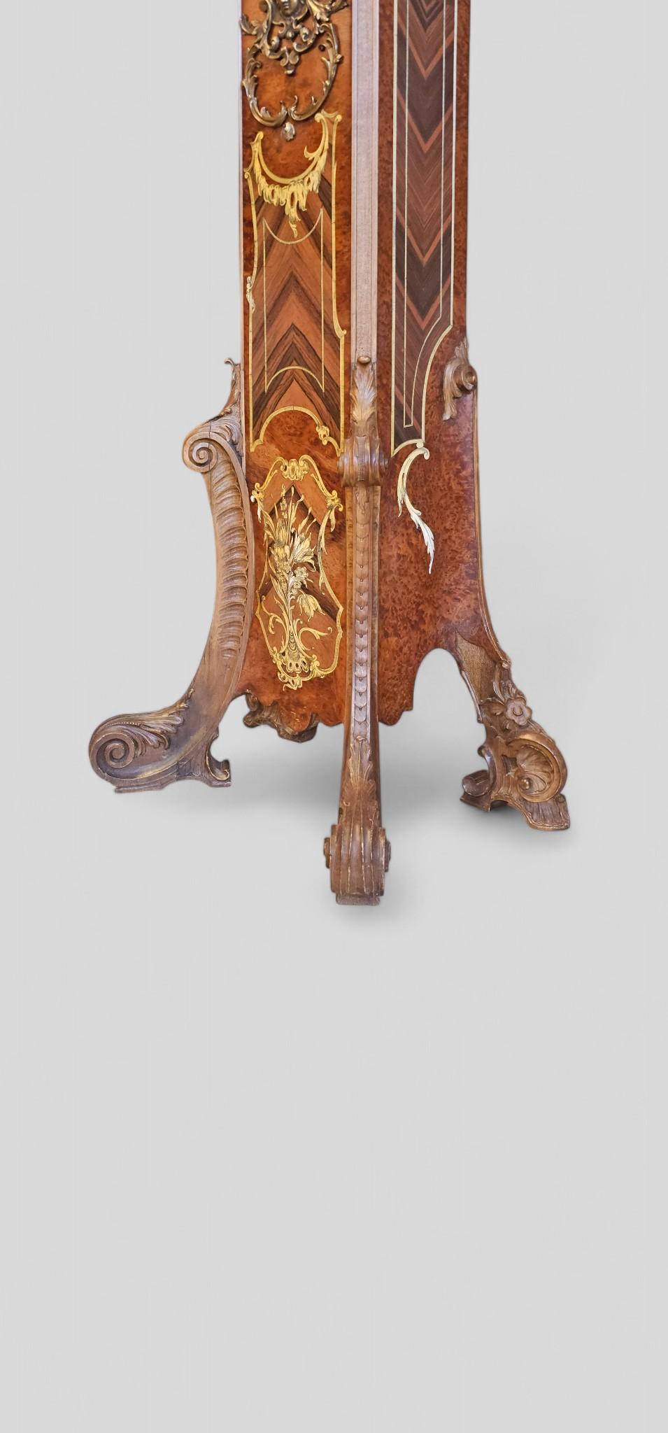 Italian Mid-Century Base Clock with Allegory of Time by Cornelio Ferrandi, 1964 For Sale 4
