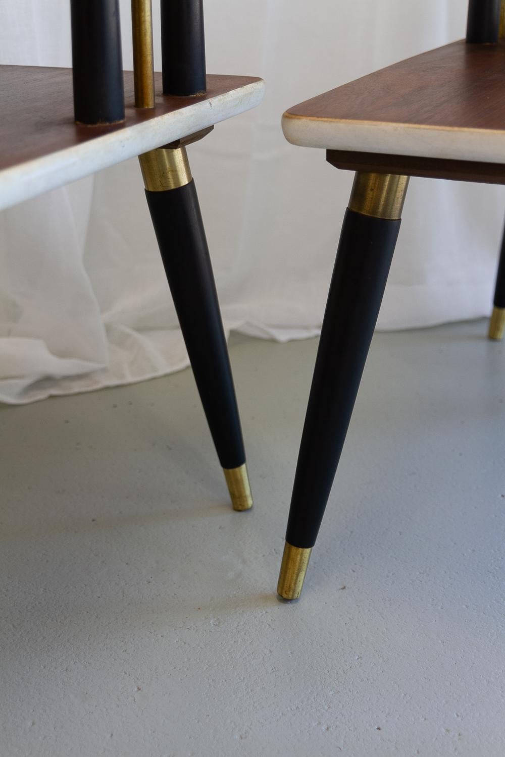 Italian Mid-Century Bedside Tables in Walnut, 1950s. Set of 2. 4
