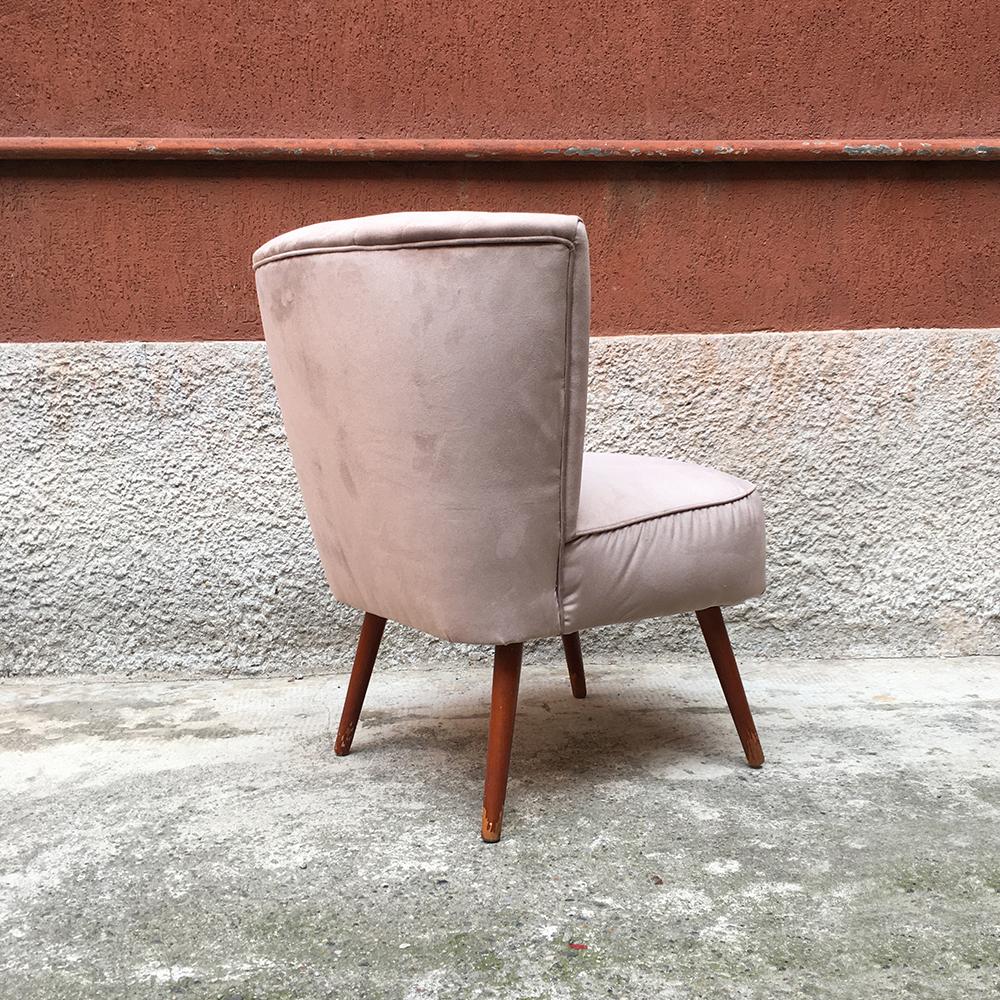 Mid-Century Modern Italian Midcentury Beech and Powder-Colored Velvet Cocktail Chair, 1960s For Sale