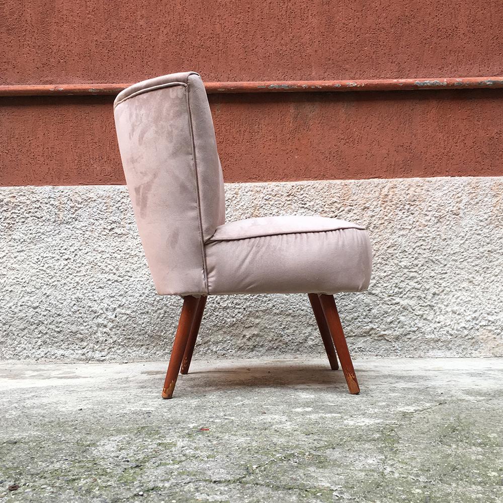 European Italian Midcentury Beech and Powder-Colored Velvet Cocktail Chair, 1960s For Sale