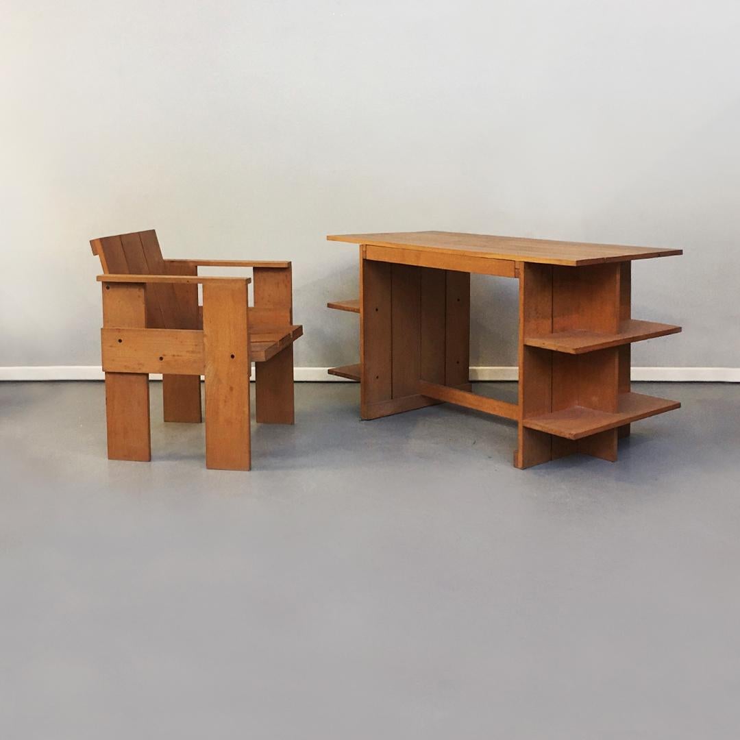 Italian Mid-Century Beech Wood Crate Desk by G. T. Rietveld for Cassina, 1934 In Good Condition In MIlano, IT
