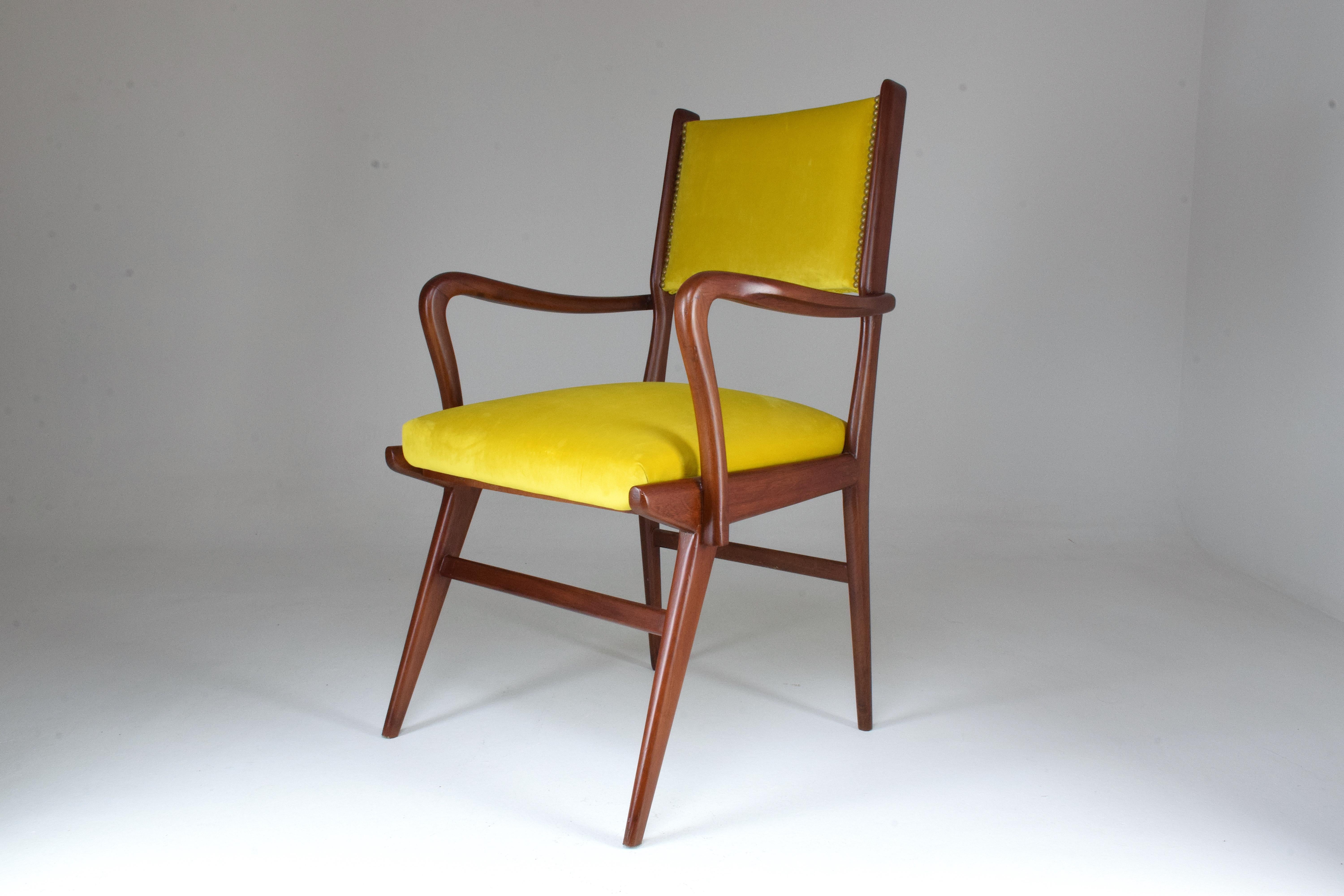 Italian Midcentury Beechwood Armchair, 1950s In Good Condition For Sale In Paris, FR