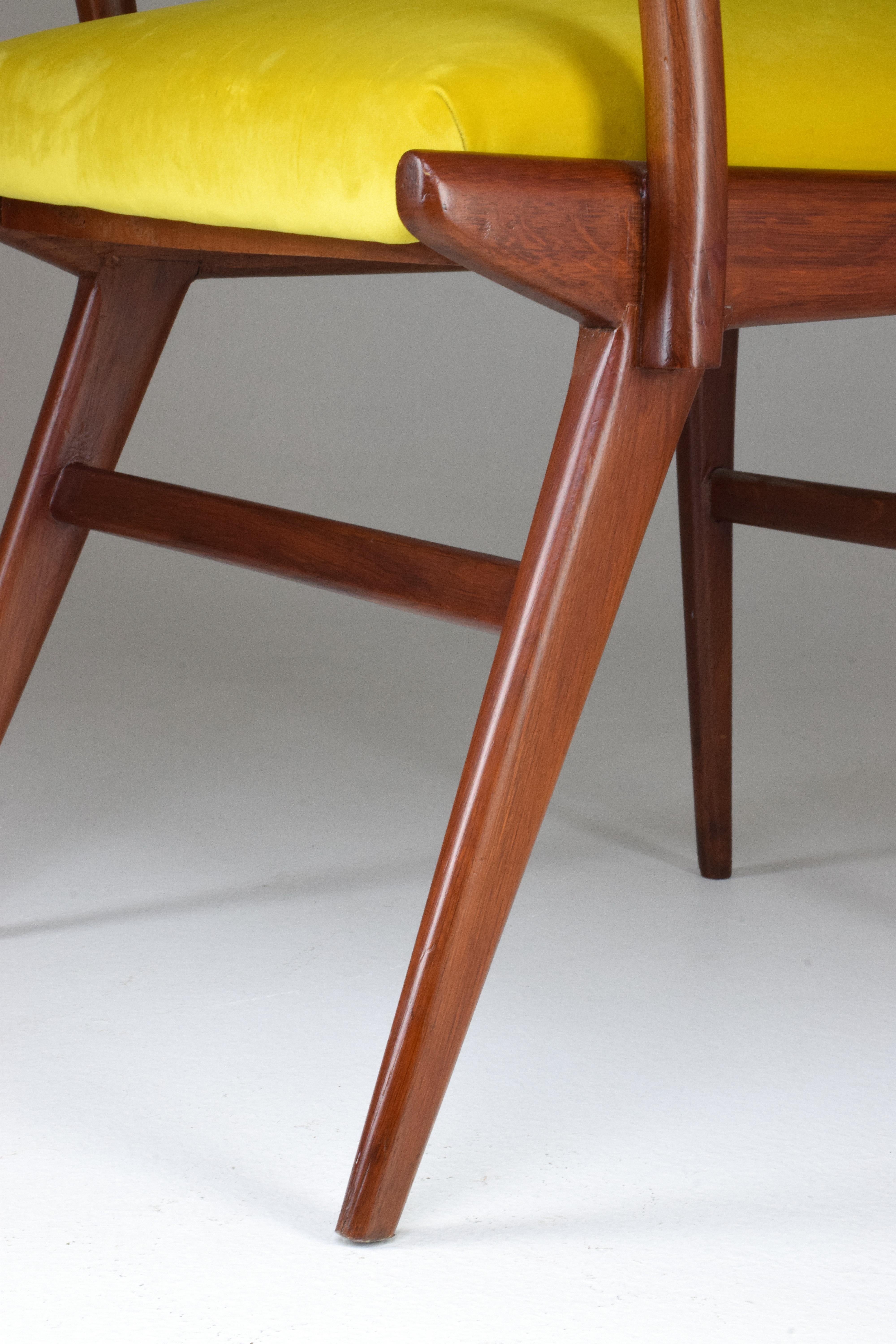 Italian Midcentury Beechwood Armchair, 1950s For Sale 3