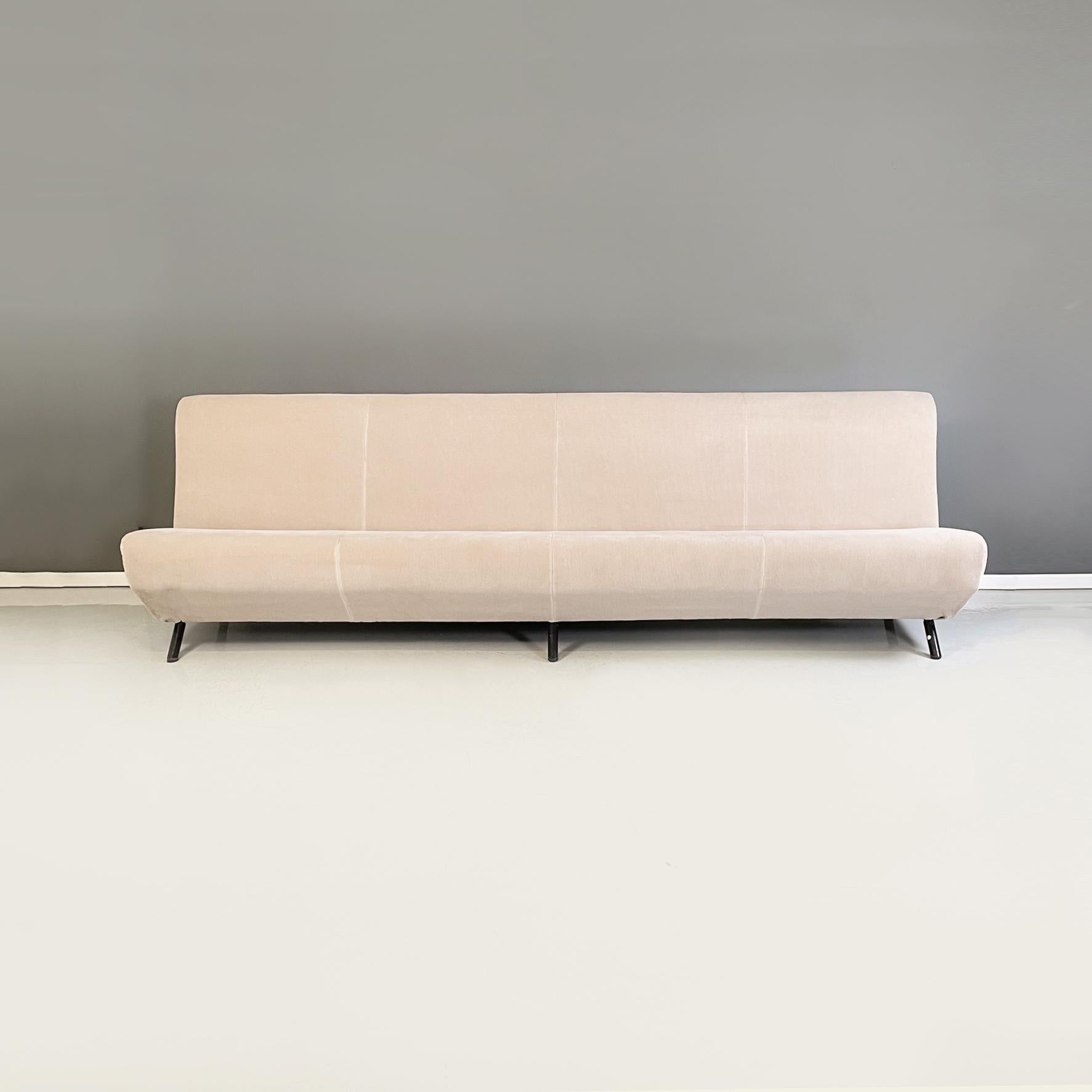 Italian midcentury Beige velvet Sofa Triennale by Marco Zanuso for Arflex, 1956
Iconic four seater sofa mod. Triennale with fully padded seat and back covered in beige velvet tan corduroy. Internal structure in metal. Round section legs in black