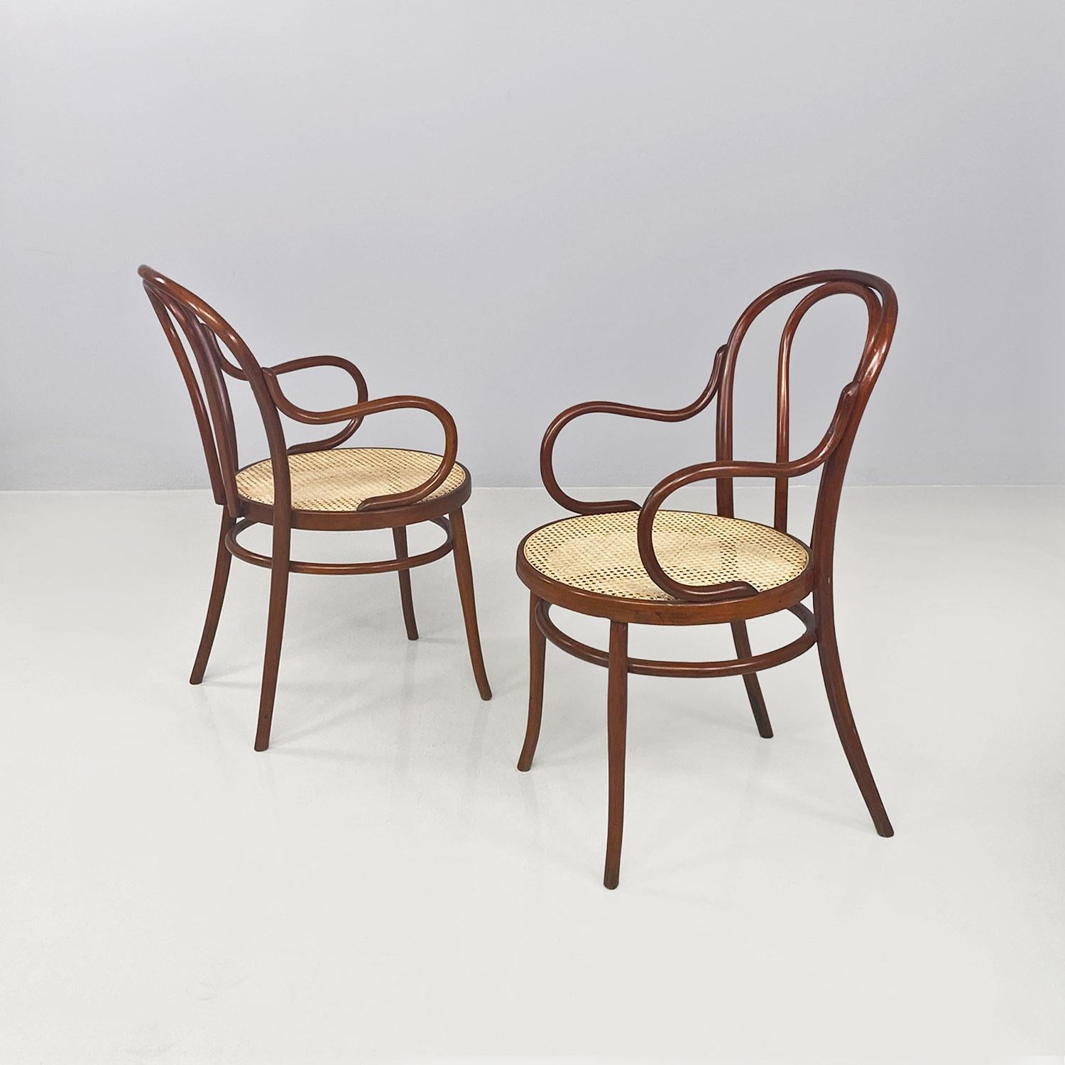 Italian mid-century big beech wood and Vienna straw Thonet chairs, 1950s For Sale 9
